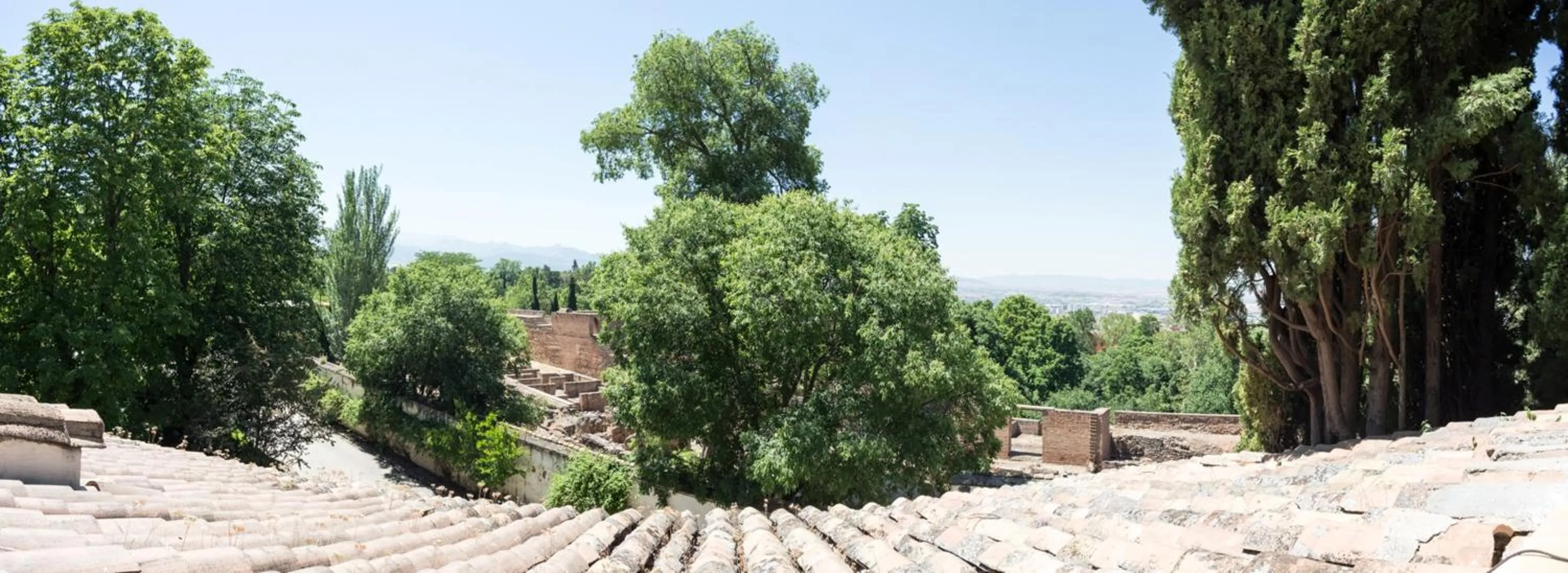 Quiet street view in Hotel América