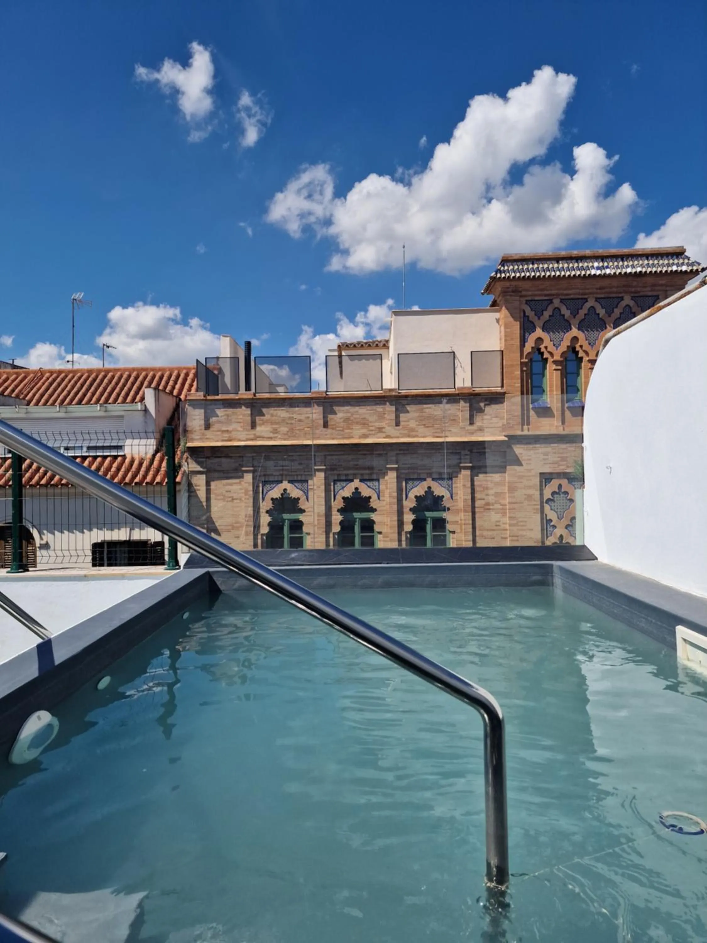 Hotel y Apartamentos Doña Lola