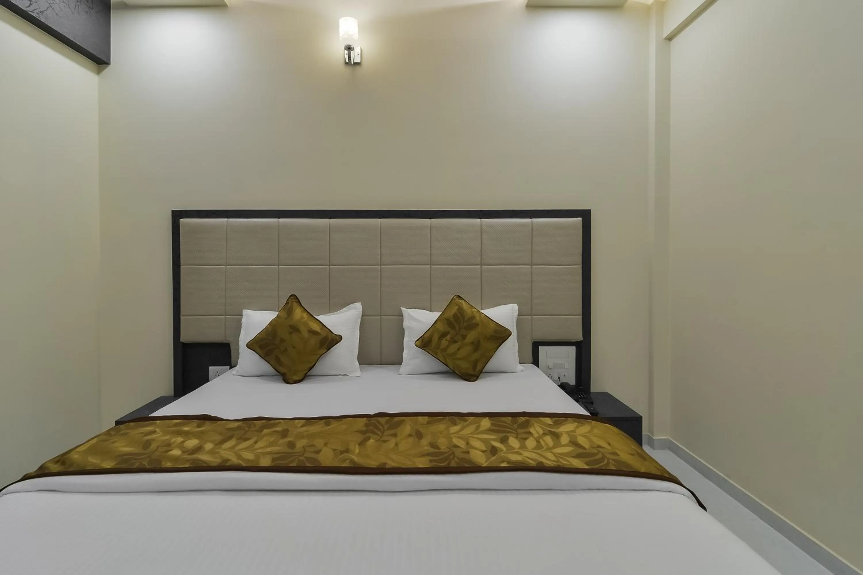 Bed in Hotel Aroma- Dadar