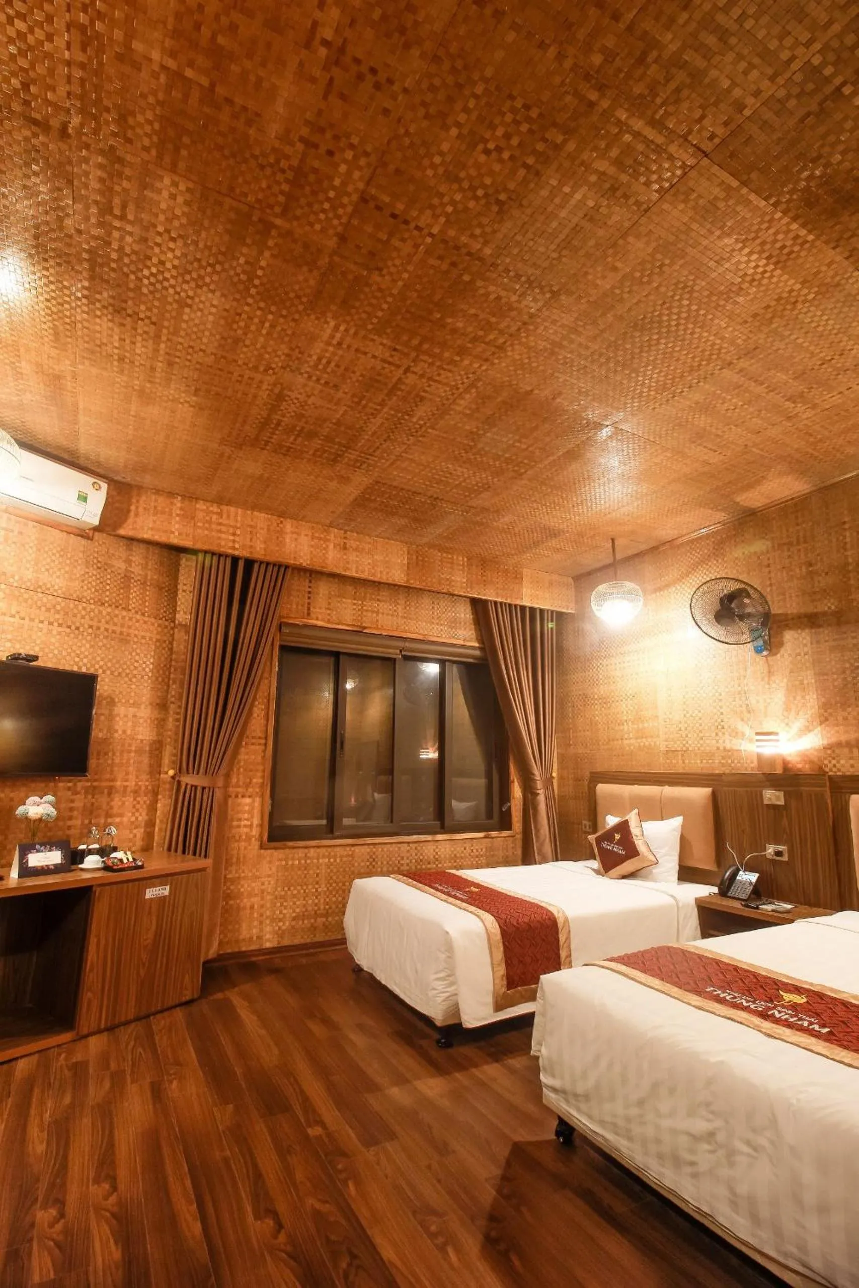 Bedroom, Bed in Thung Nham Resort