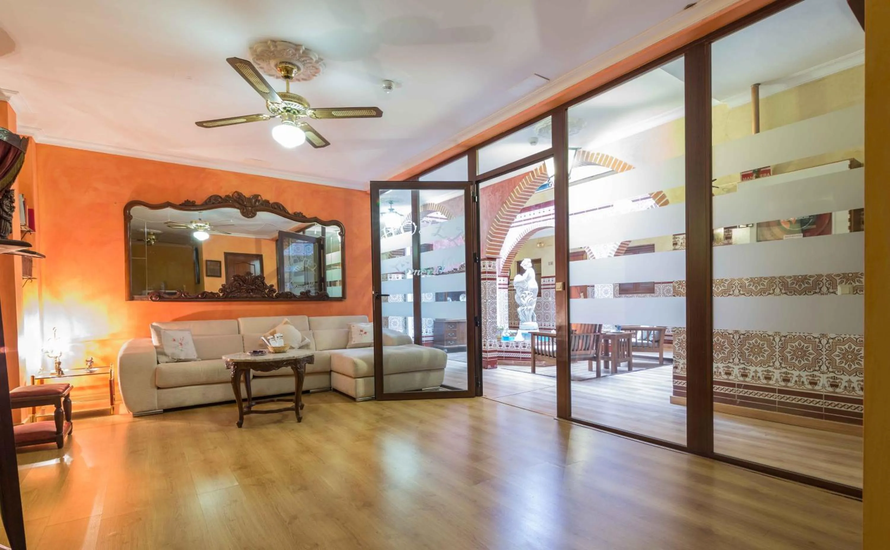 Living room in Hotel Esmeralda