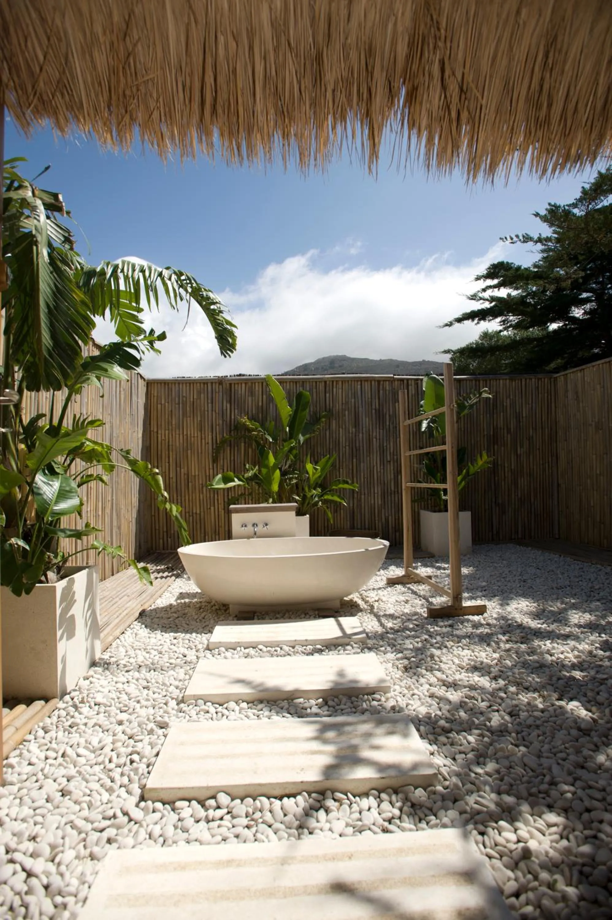 Bathroom in 100% Fun