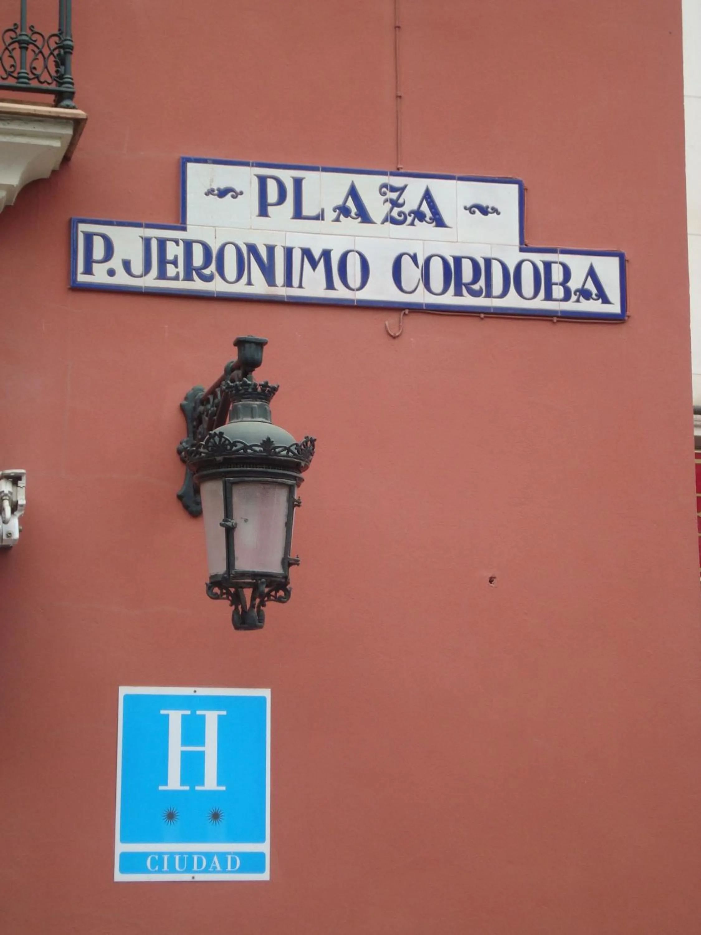 Facade/entrance in Hotel Doña Blanca