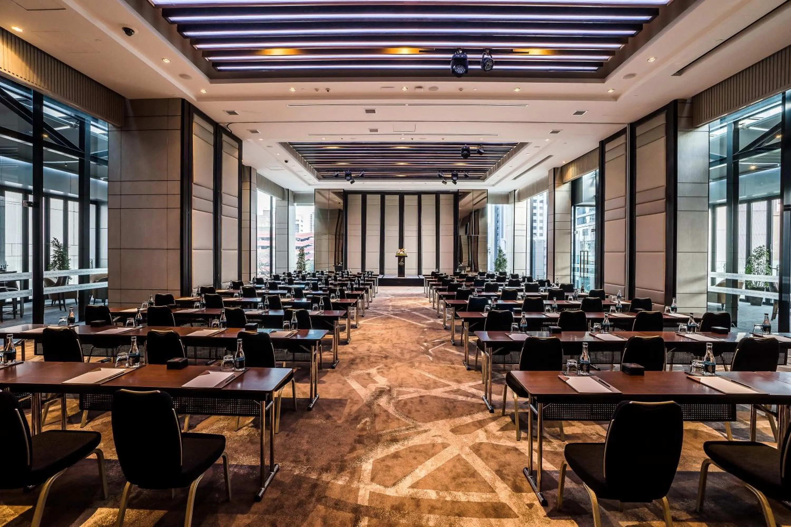 Business facilities in SKYVIEW Hotel Bangkok - Sukhumvit