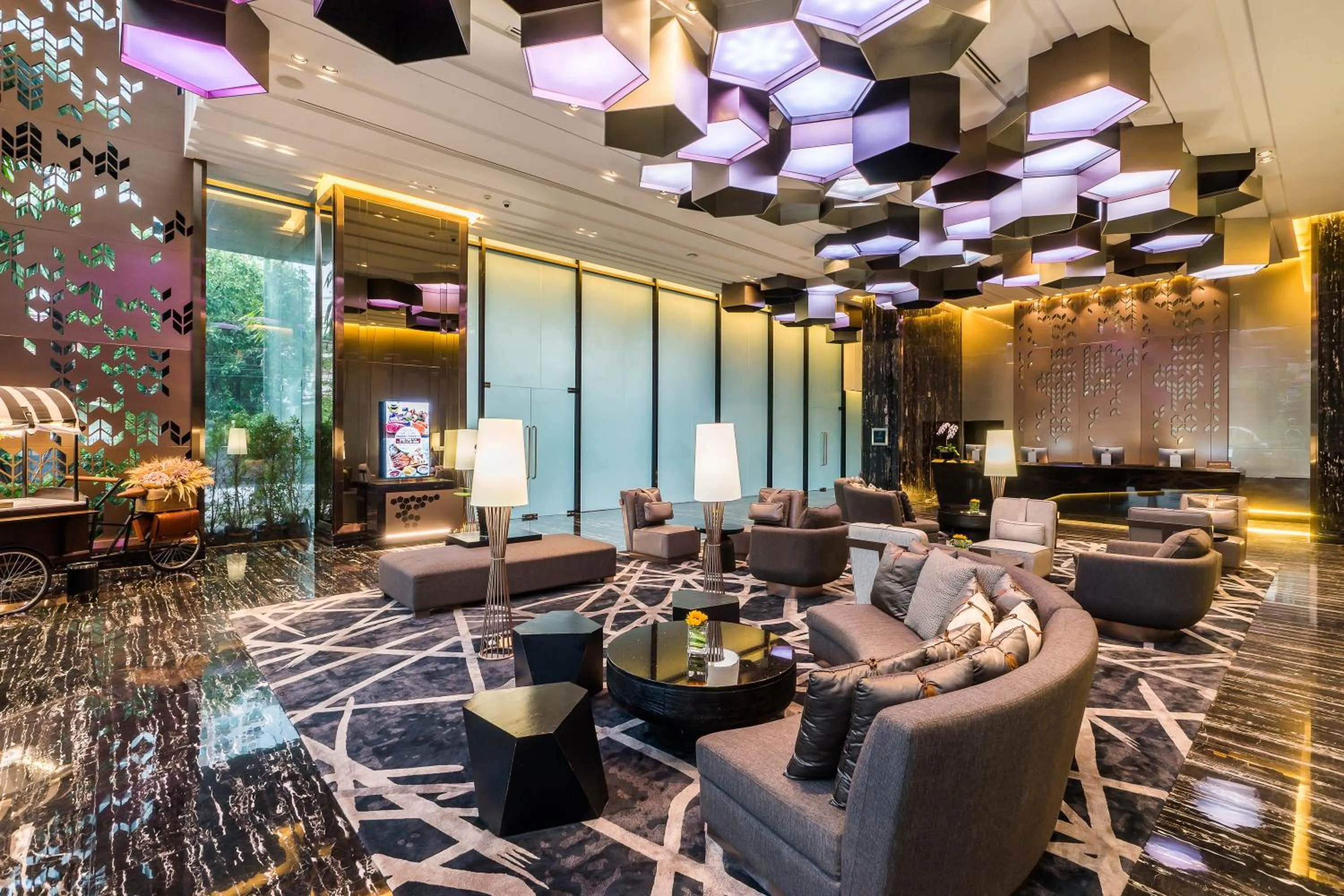 Lobby or reception in SKYVIEW Hotel Bangkok - Sukhumvit