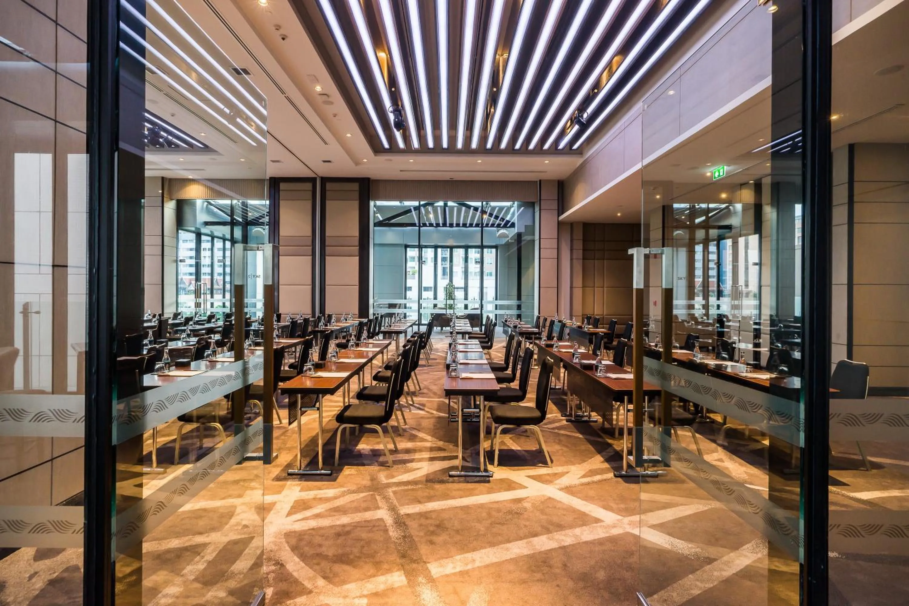 Business facilities in SKYVIEW Hotel Bangkok - Sukhumvit