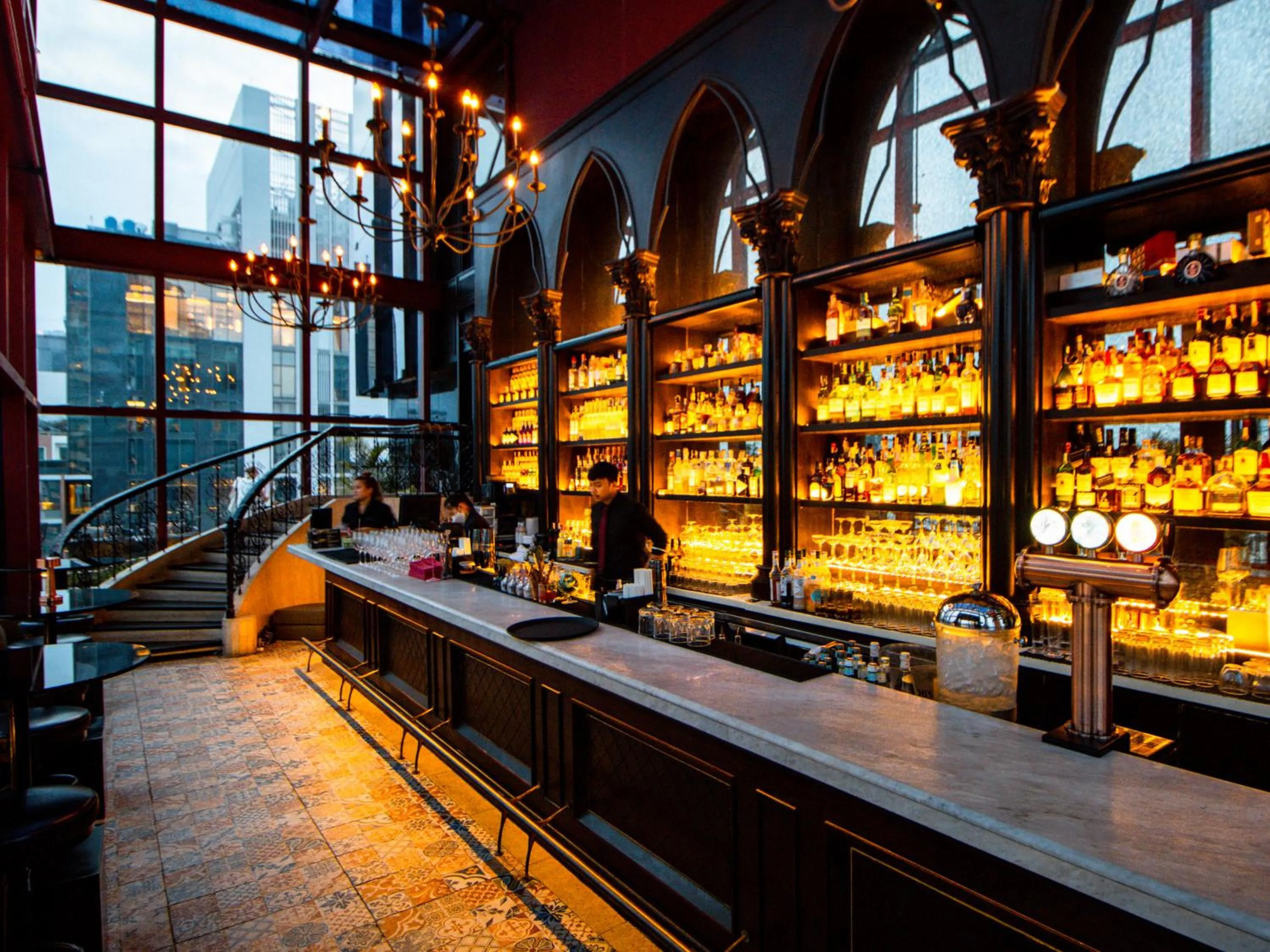 Restaurant/places to eat in SKYVIEW Hotel Bangkok - Sukhumvit