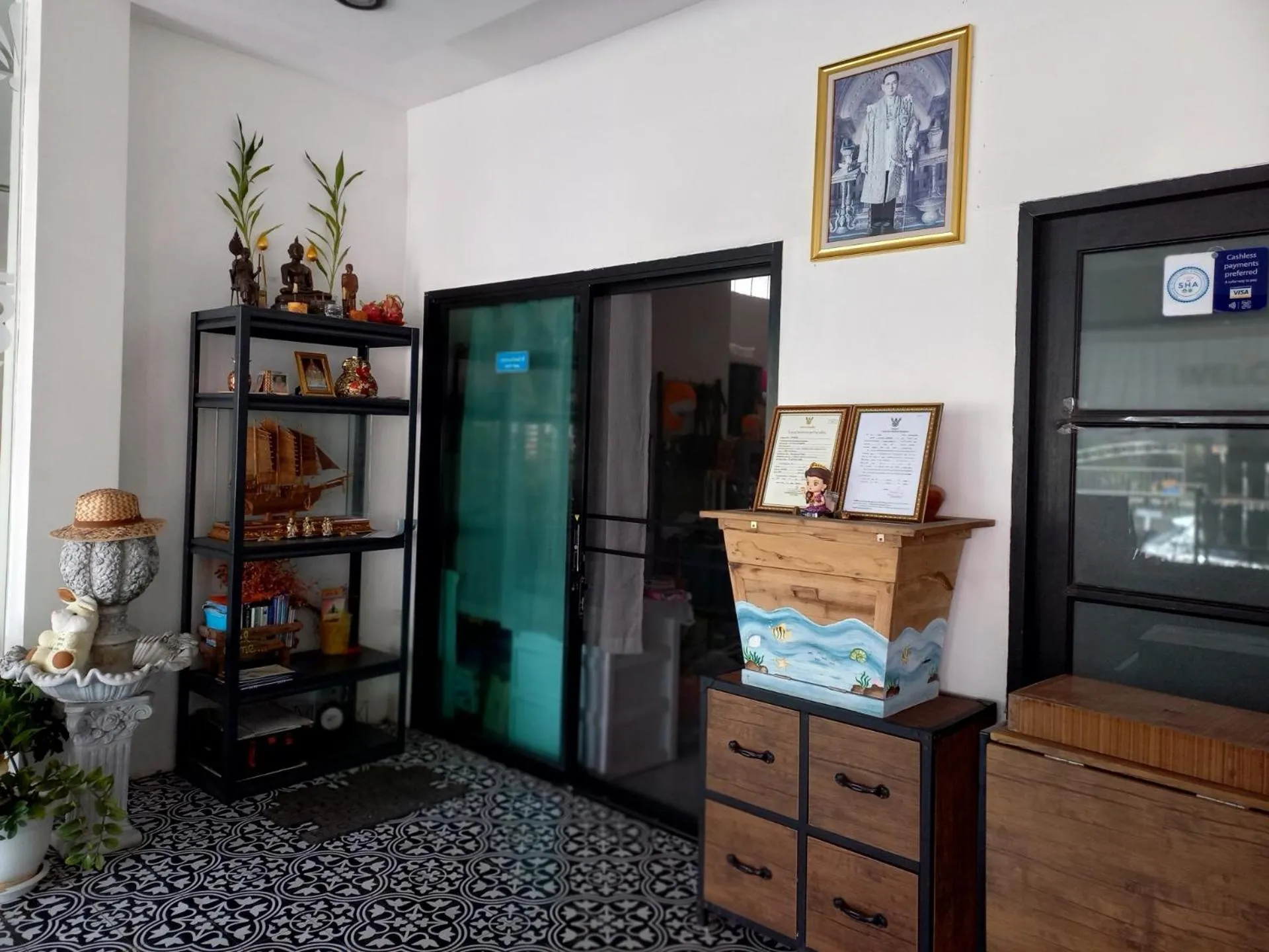 Lobby or reception in In Phuket House