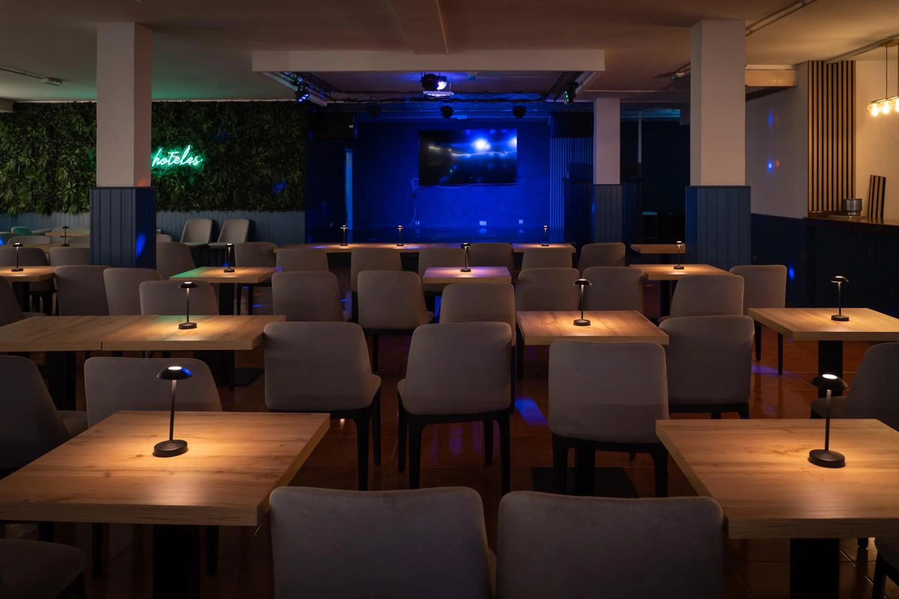 Lounge or bar in Hotel Arena Suite - Adults Only