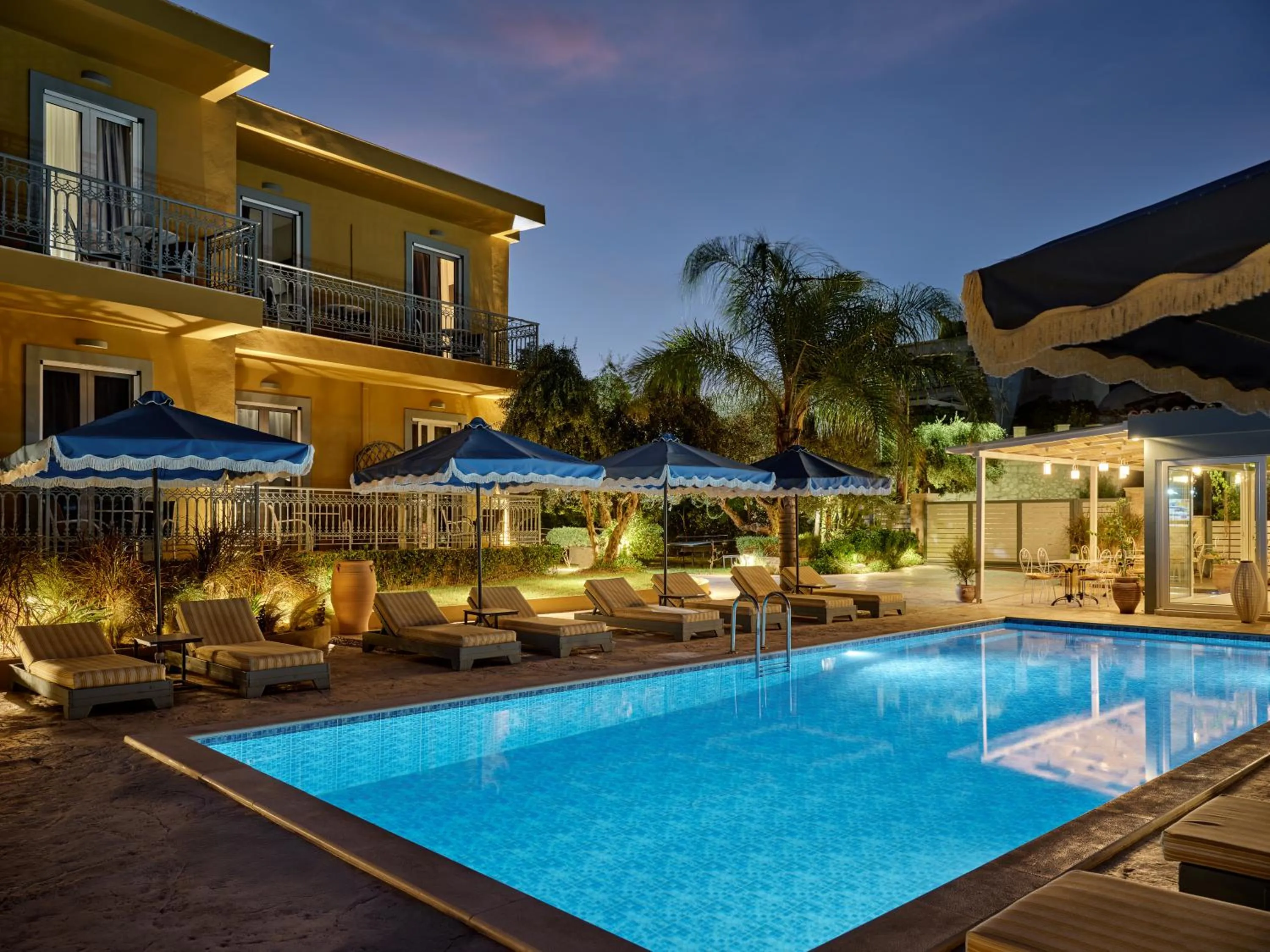 Night in Memories Apartments