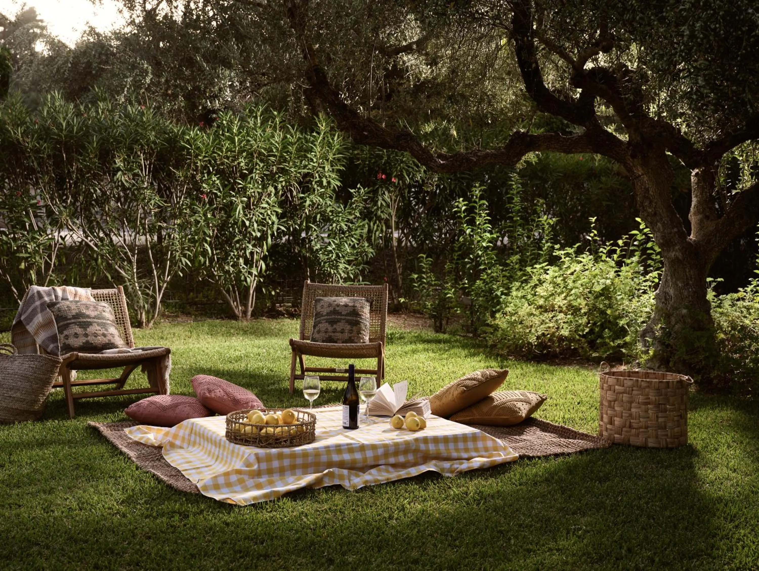 Day in Memories Apartments