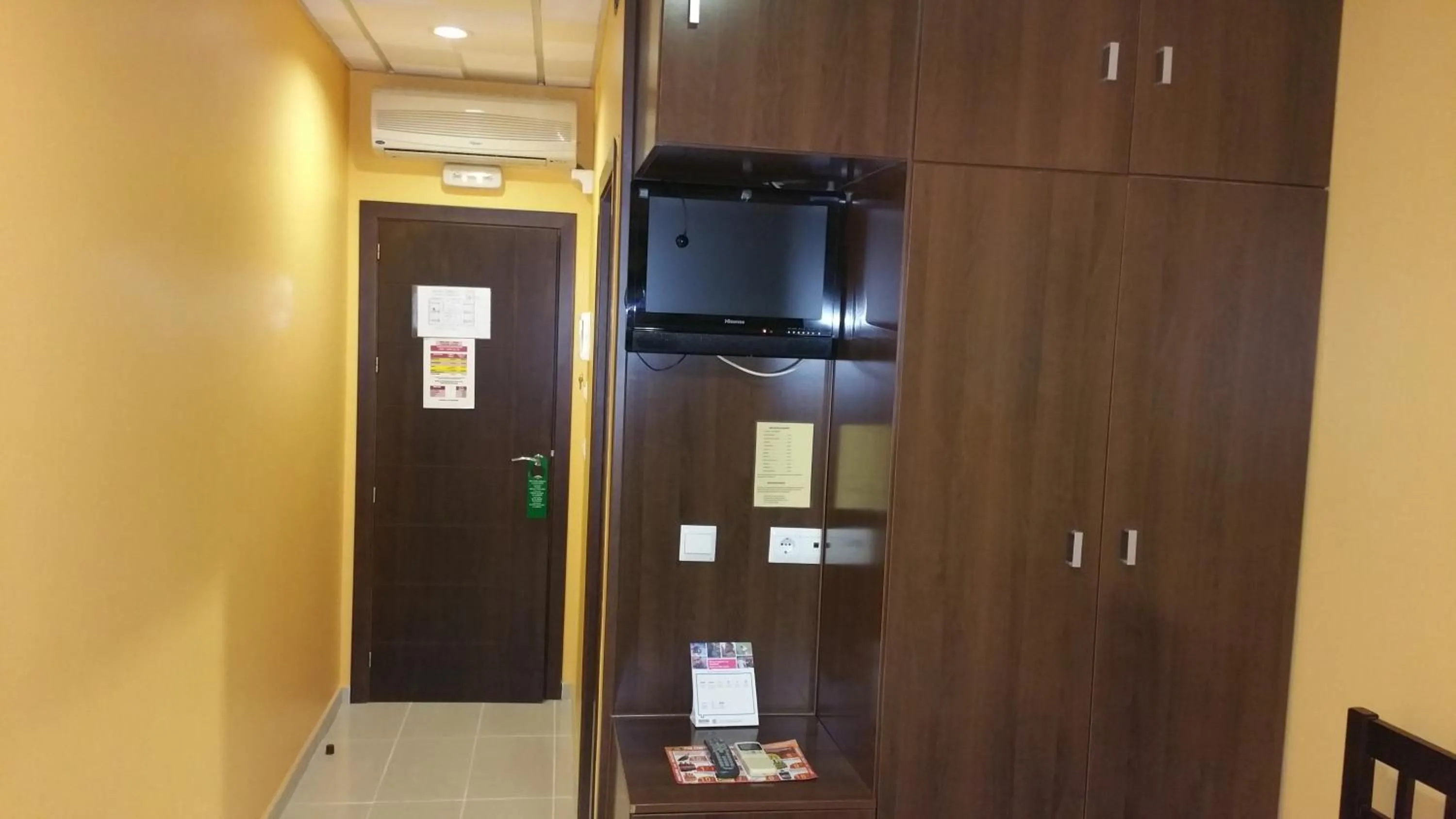 Decorative detail in Hotel León