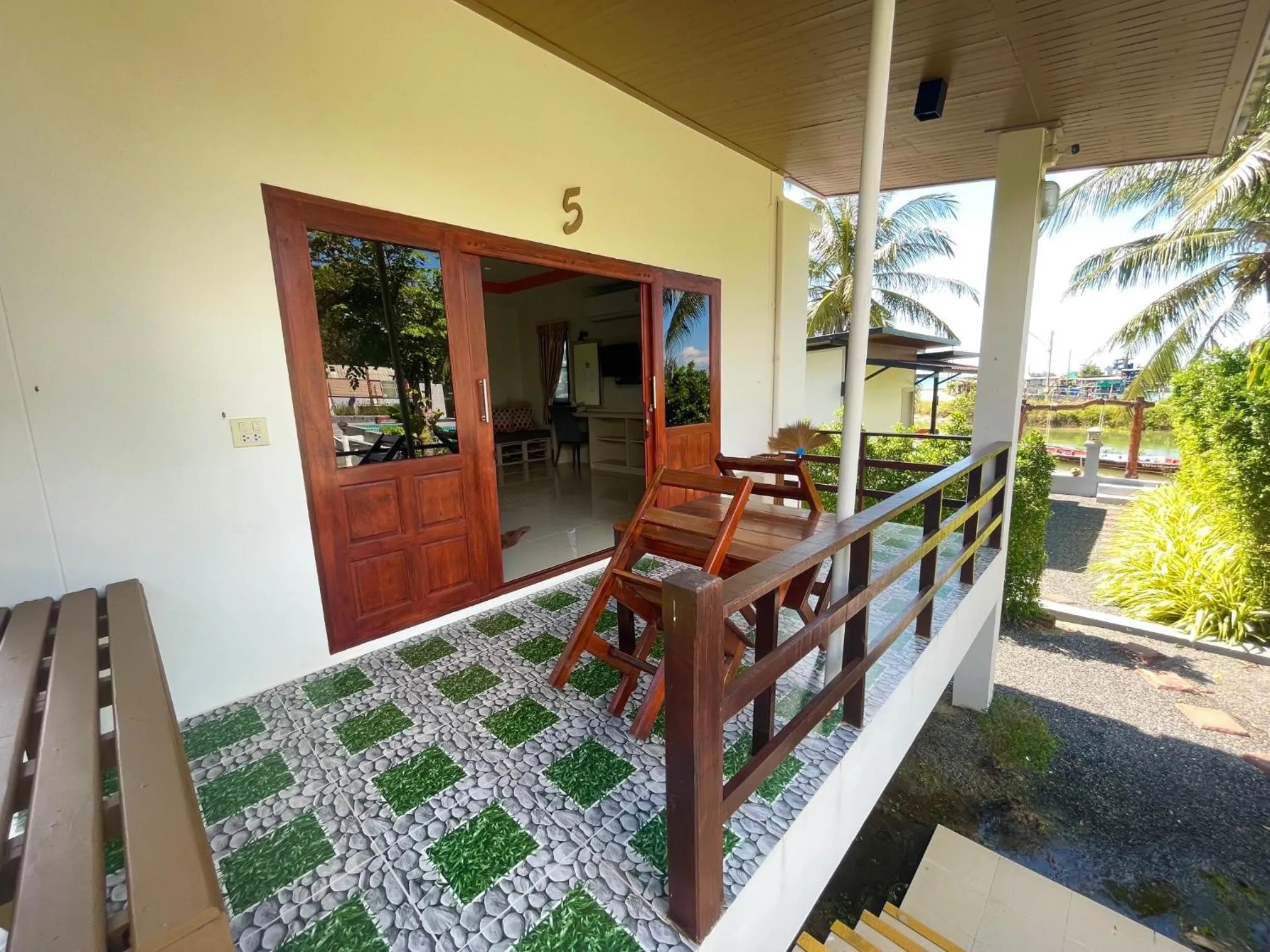 Property building in Breeze Bay Villas Koh Phangan