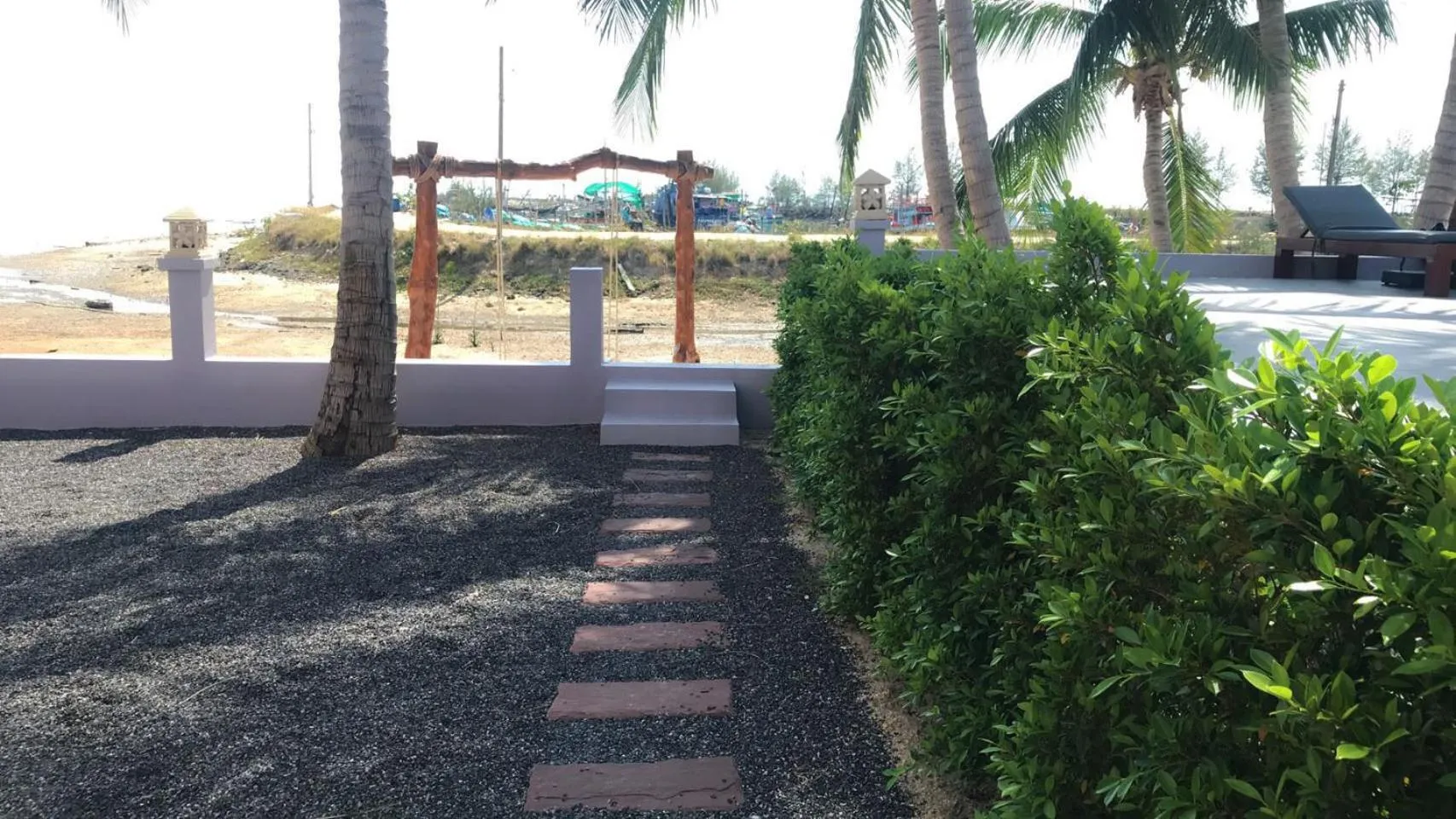 Garden in Breeze Bay Villas Koh Phangan