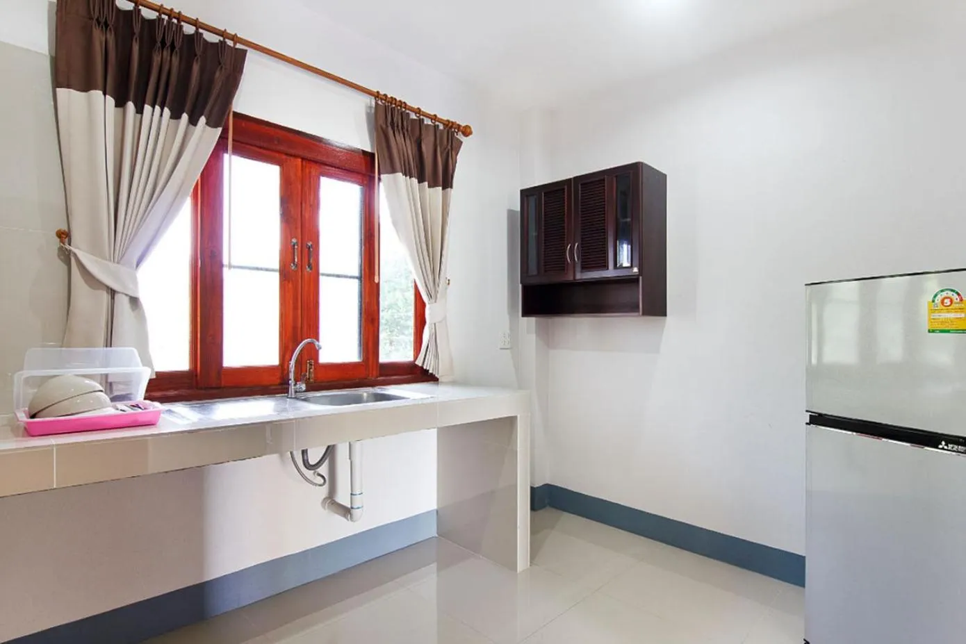 Shower in Breeze Bay Villas Koh Phangan