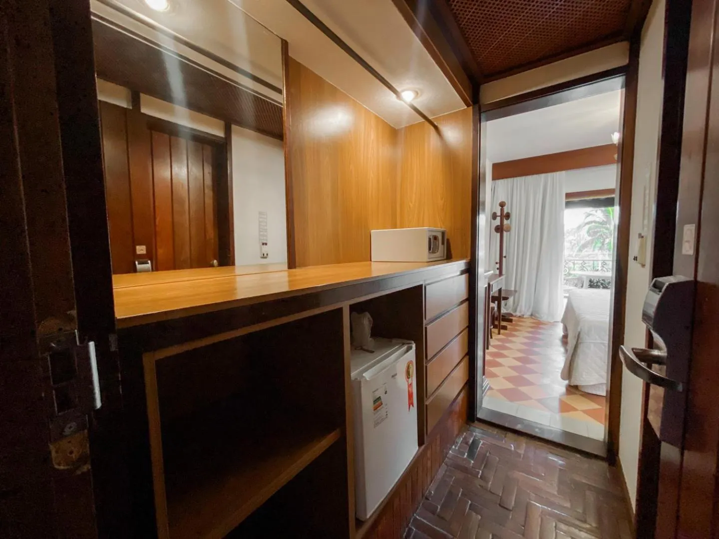 wardrobe in Sailing Hotel & Spa