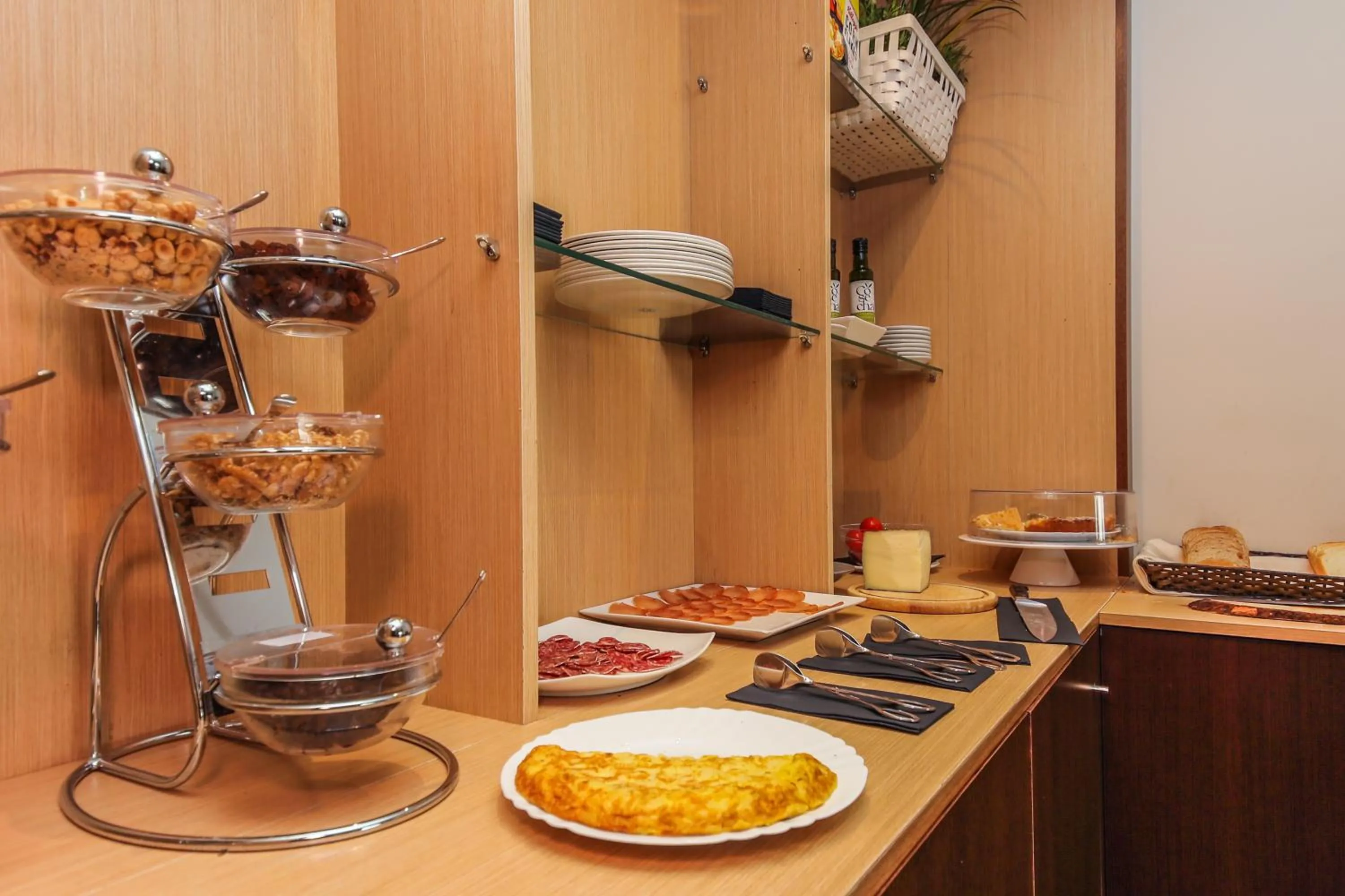 Buffet breakfast in Hotel Lauria