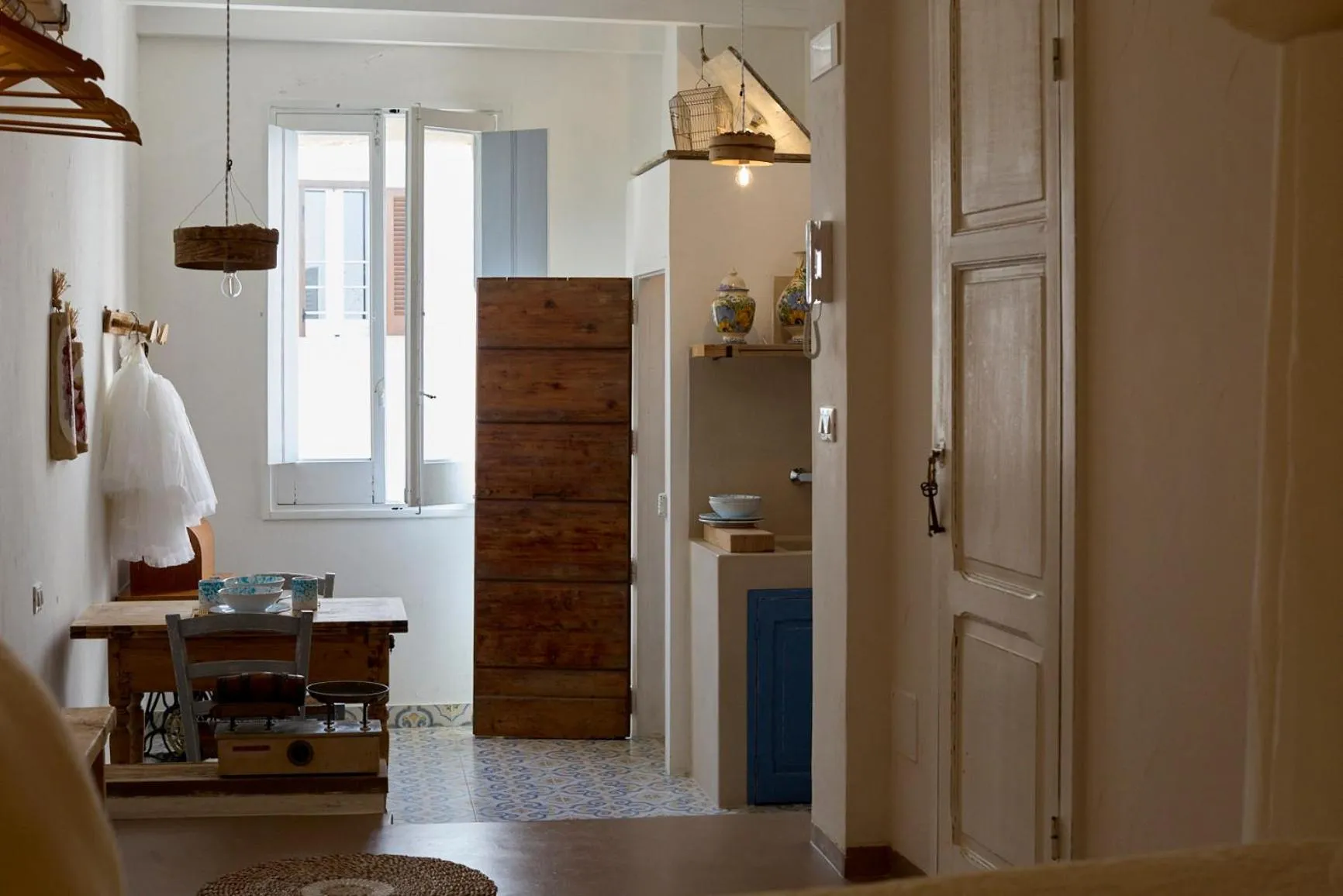 Photo of the whole room in Dei Serafini