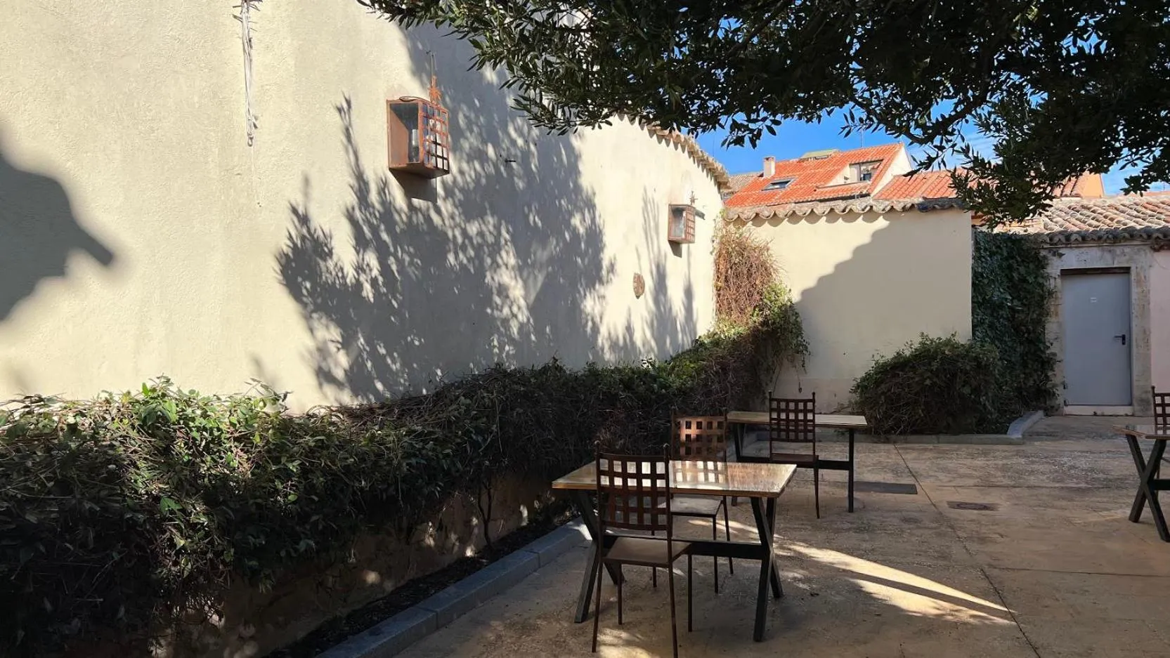 Patio in Palacio Rejadorada