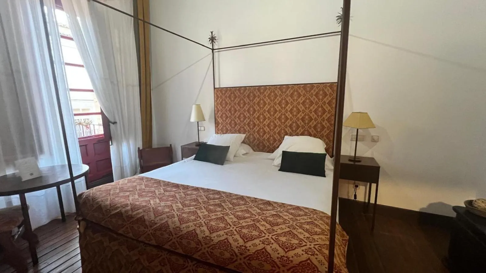 Bed in Palacio Rejadorada