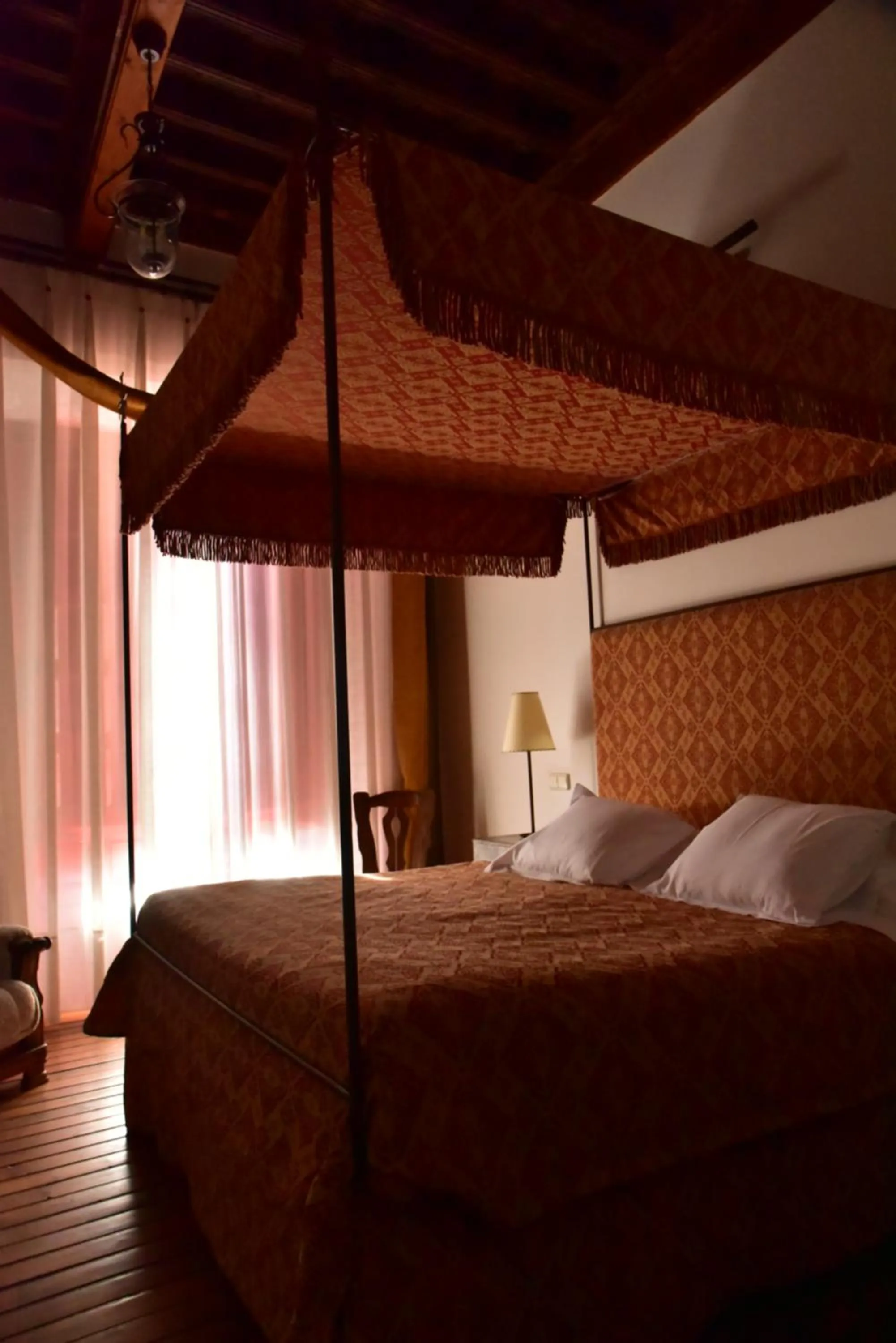Photo of the whole room, Bed in Palacio Rejadorada