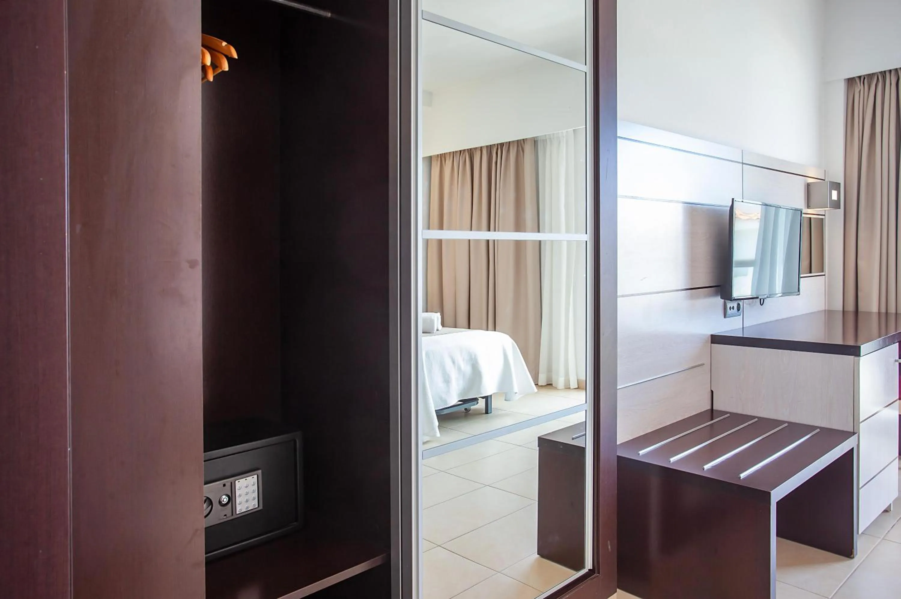 Bathroom, Bed in Hotel Puchet Ibiza