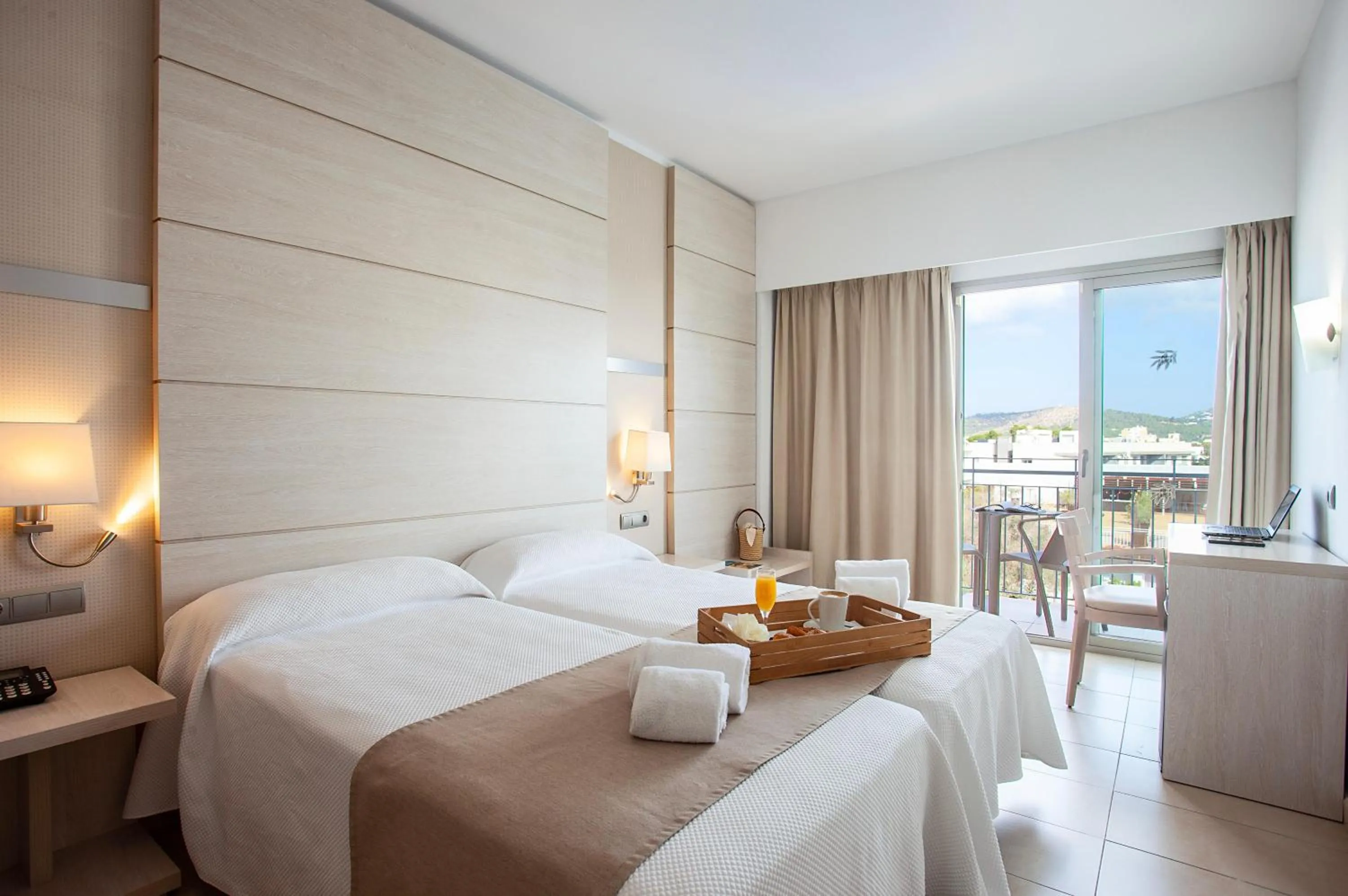 Photo of the whole room, Bed in Hotel Puchet Ibiza