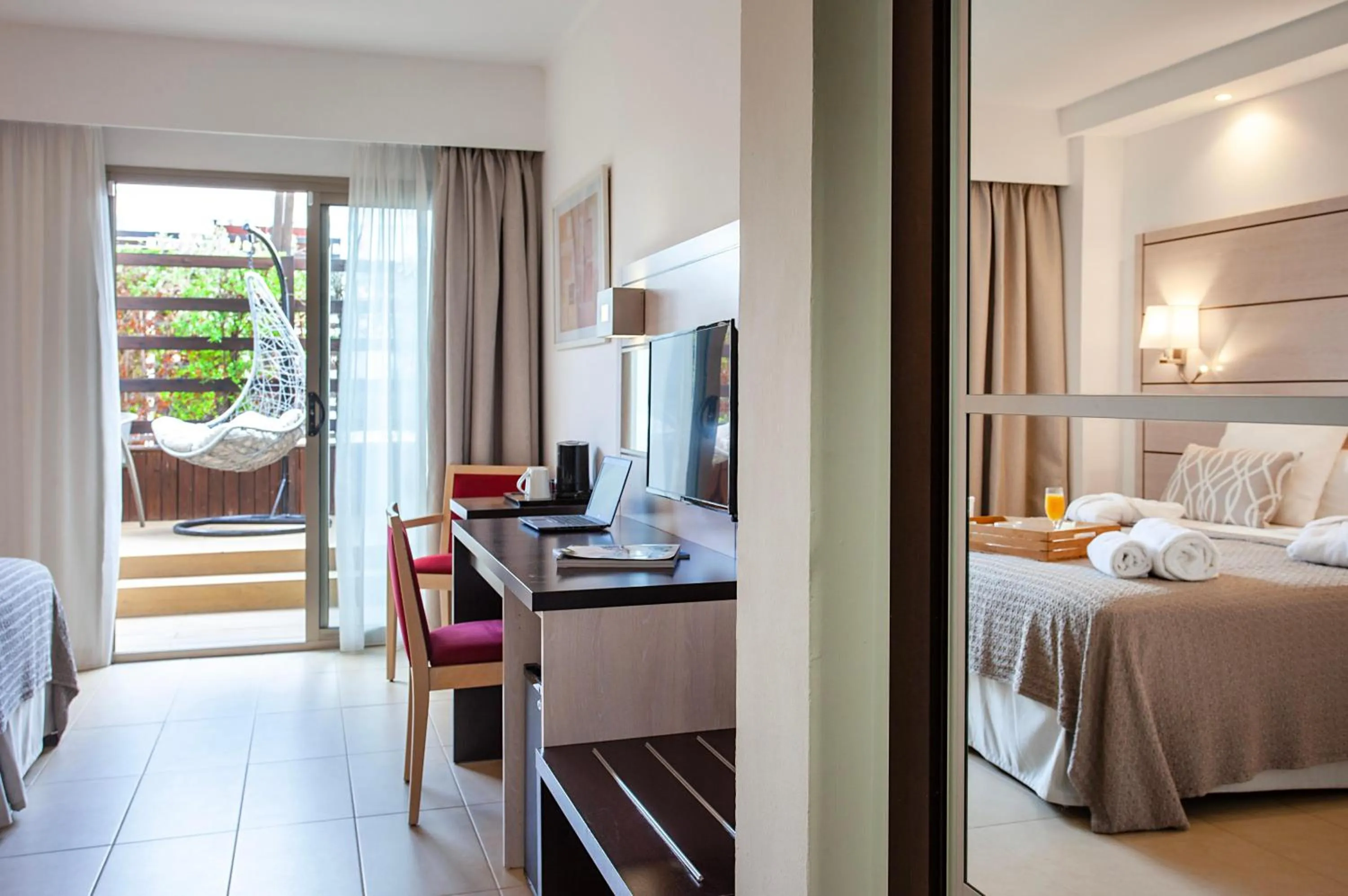 Photo of the whole room, Bed in Hotel Puchet Ibiza