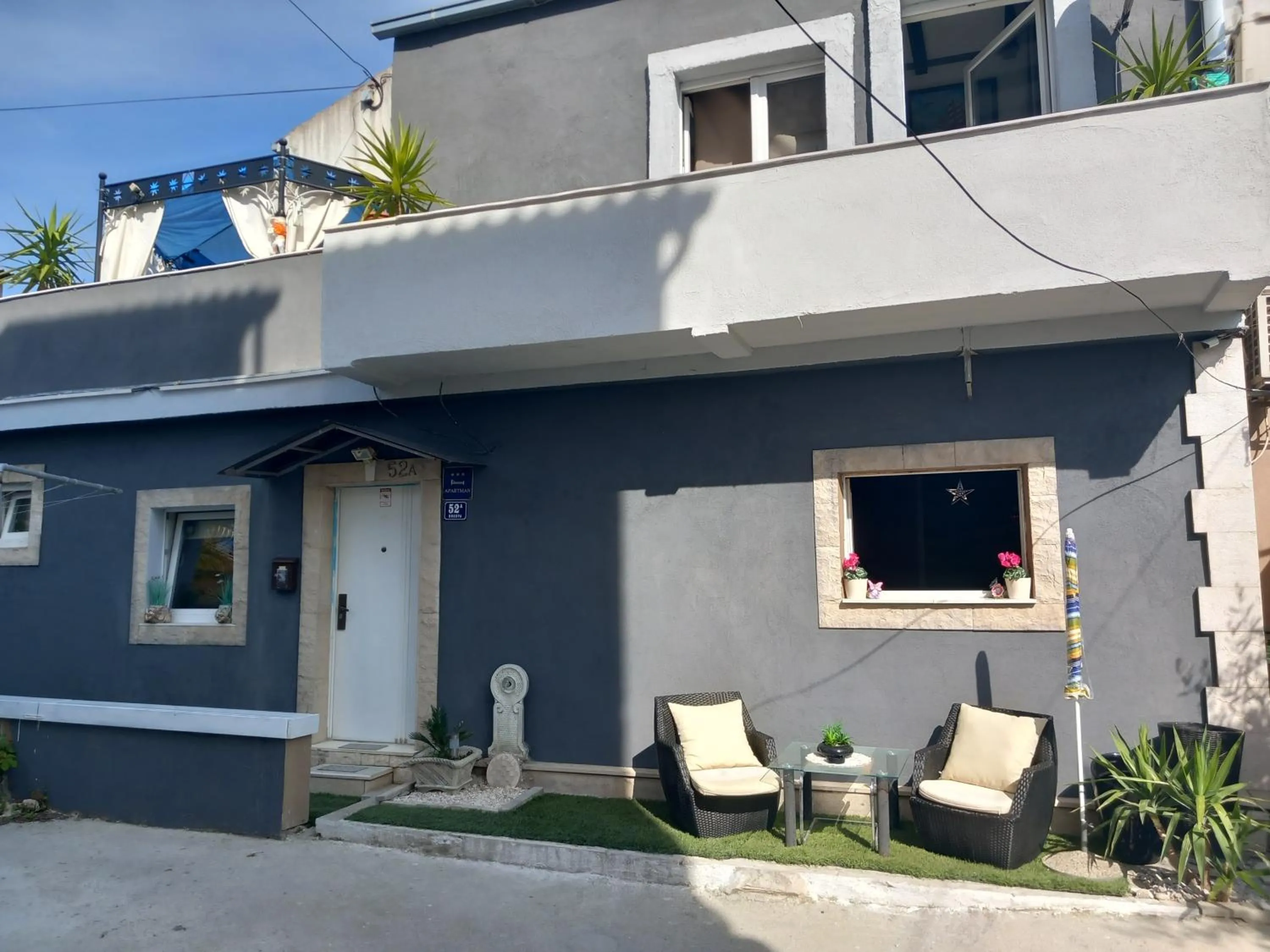 S-type apartment in the center