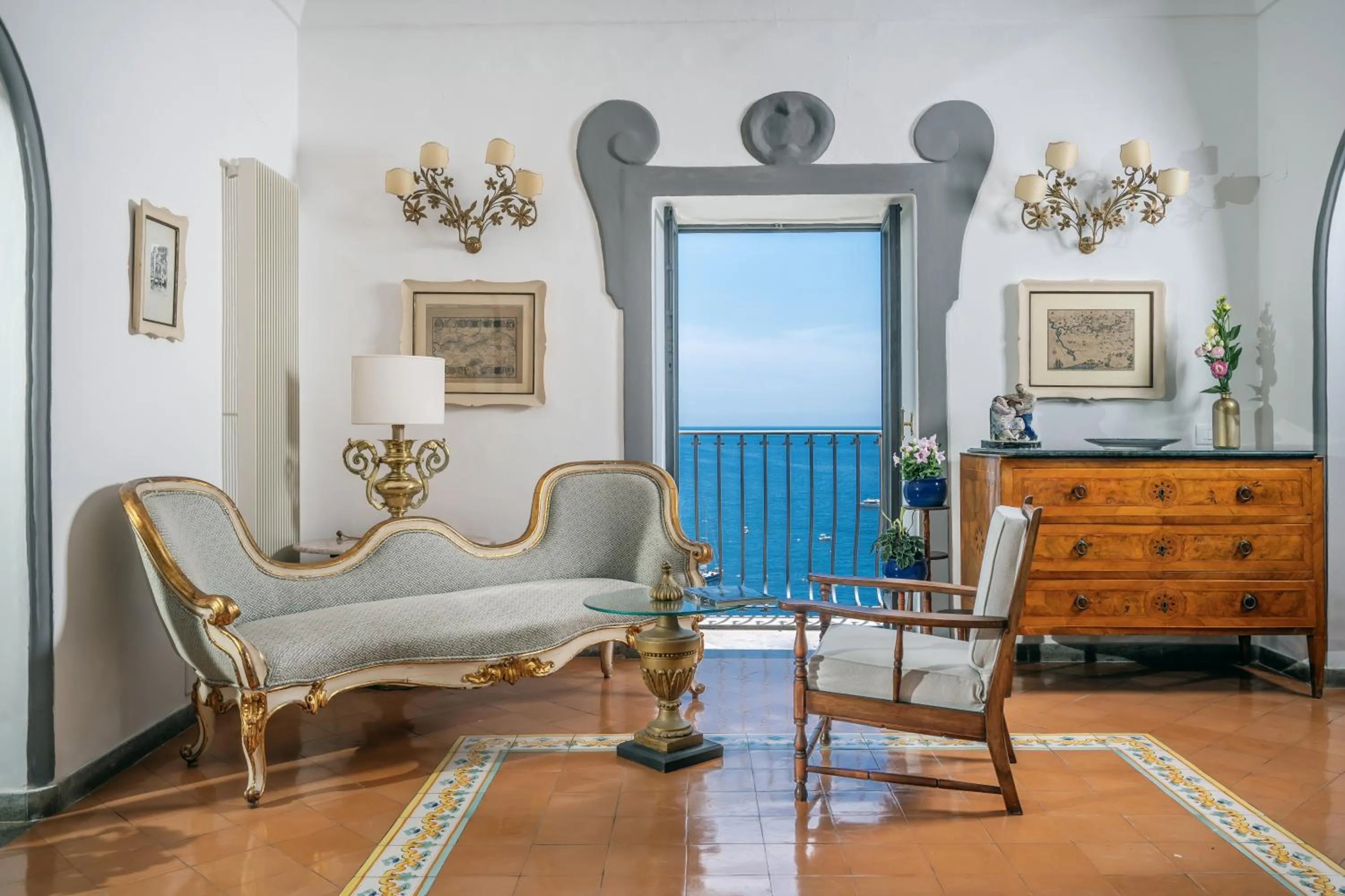 Living room in Albergo Miramare Positano