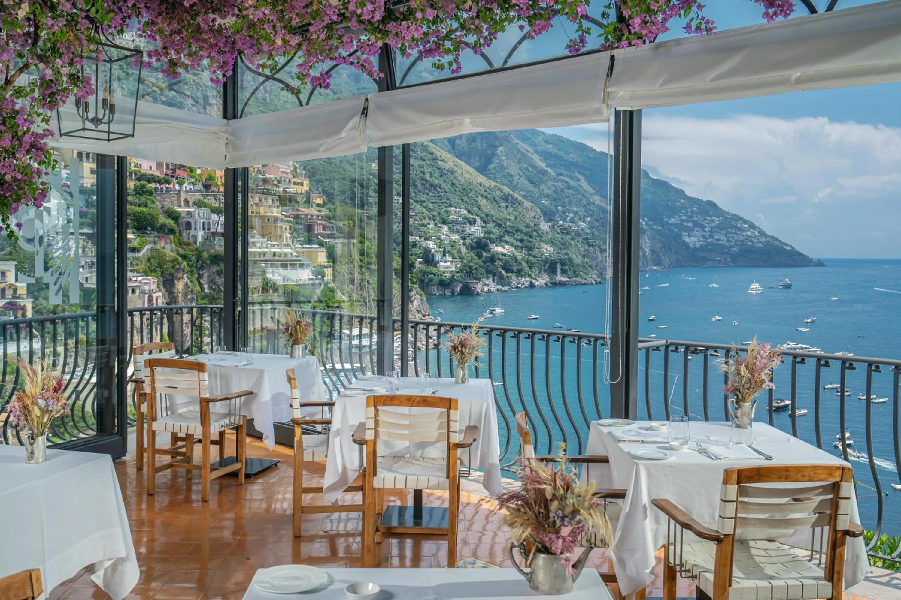 Restaurant/places to eat in Albergo Miramare Positano