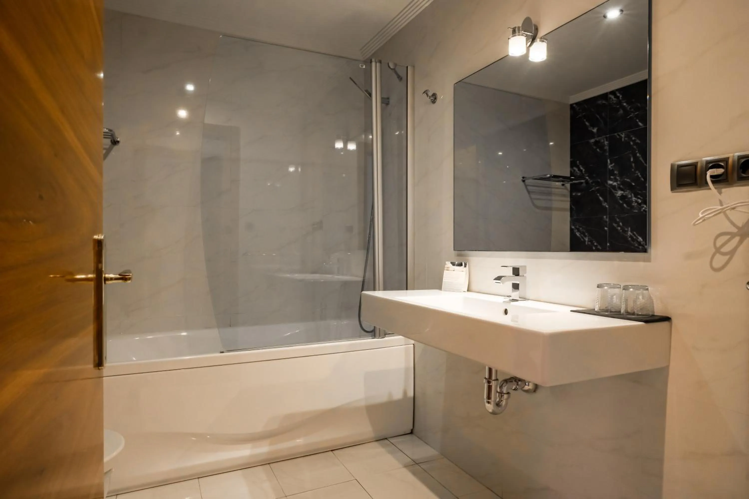 Bathroom in Indiana Boutique Hotel