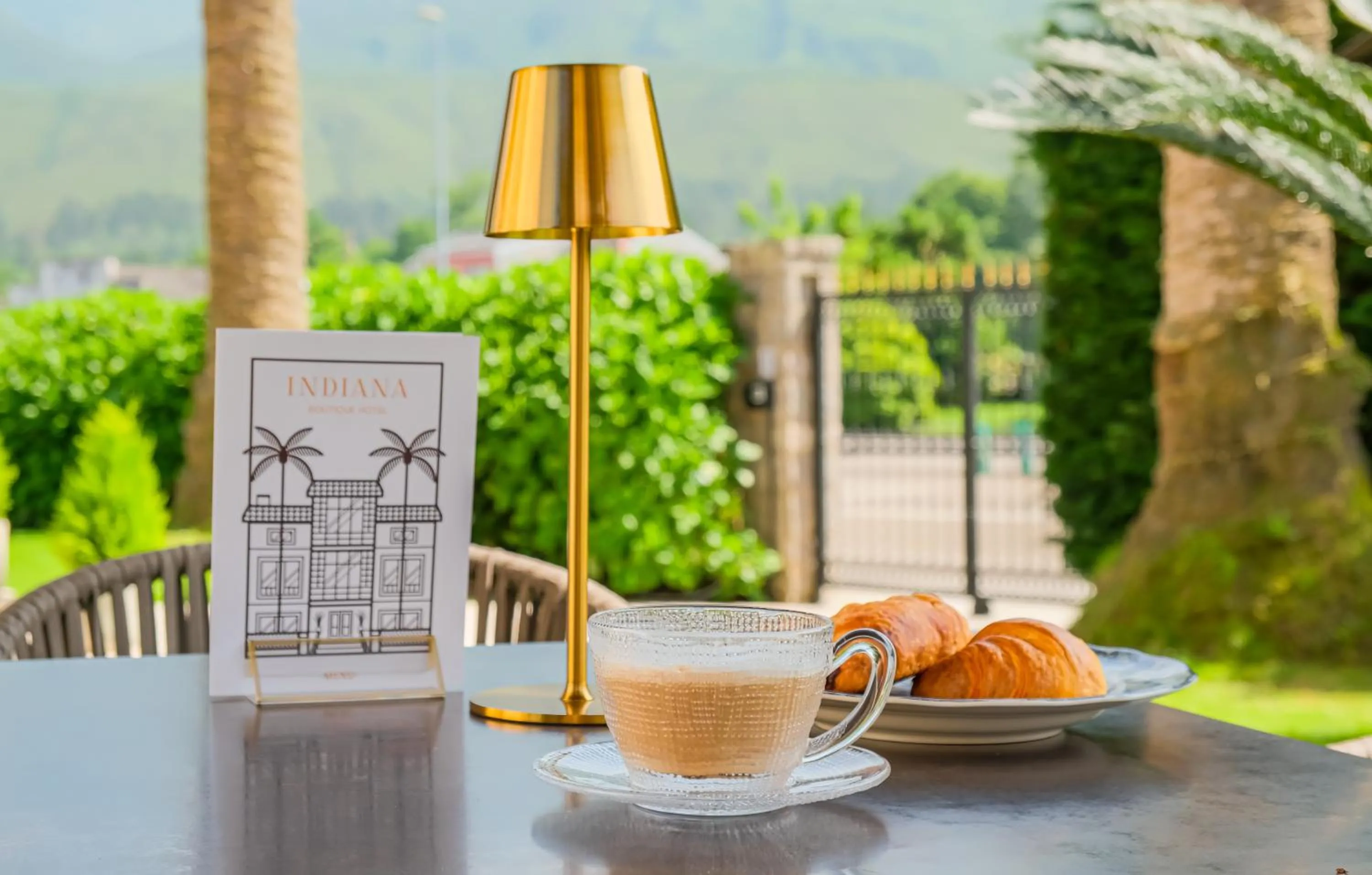 Breakfast in Indiana Boutique Hotel