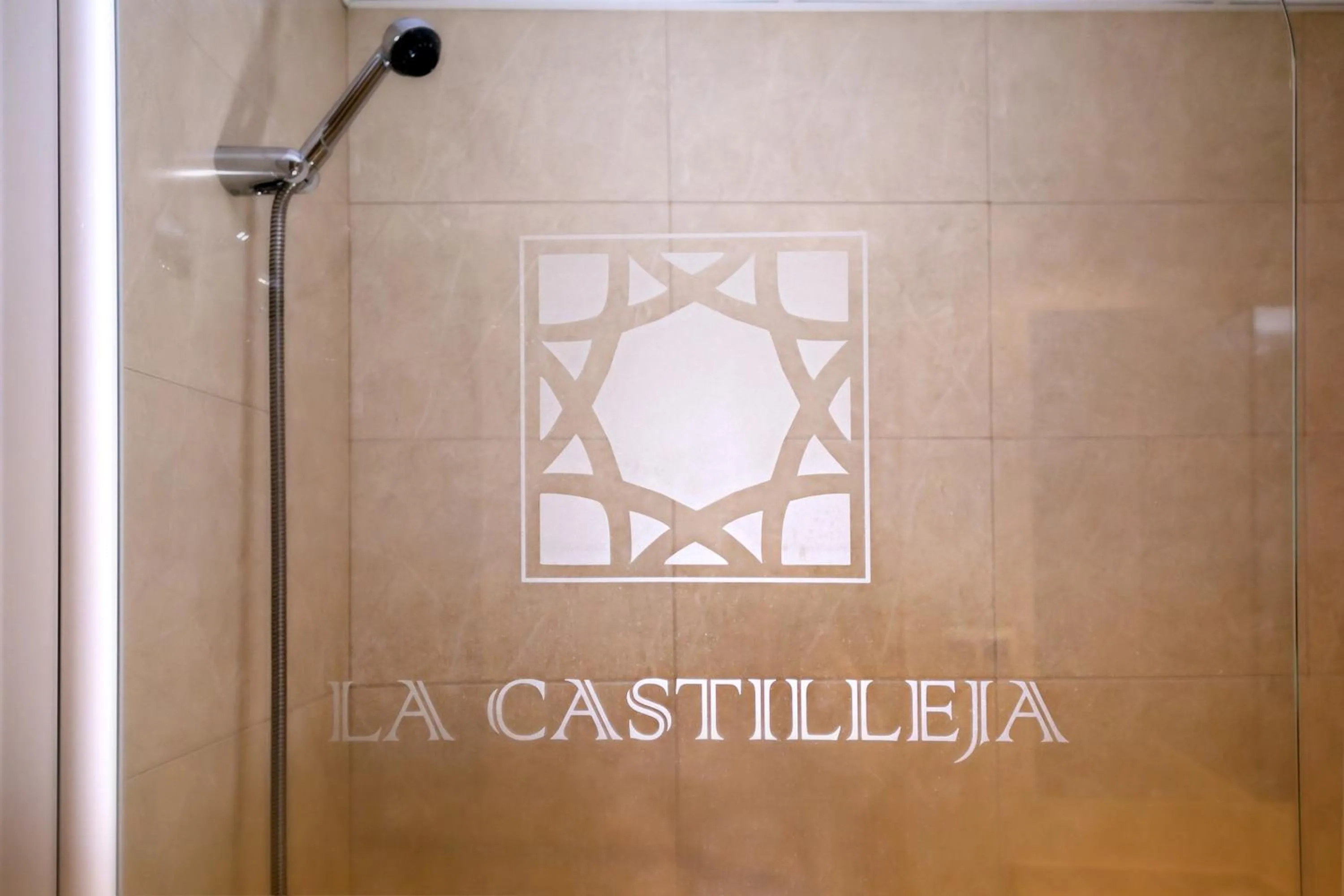 Bathroom in Apartamentos Turísticos La Castilleja