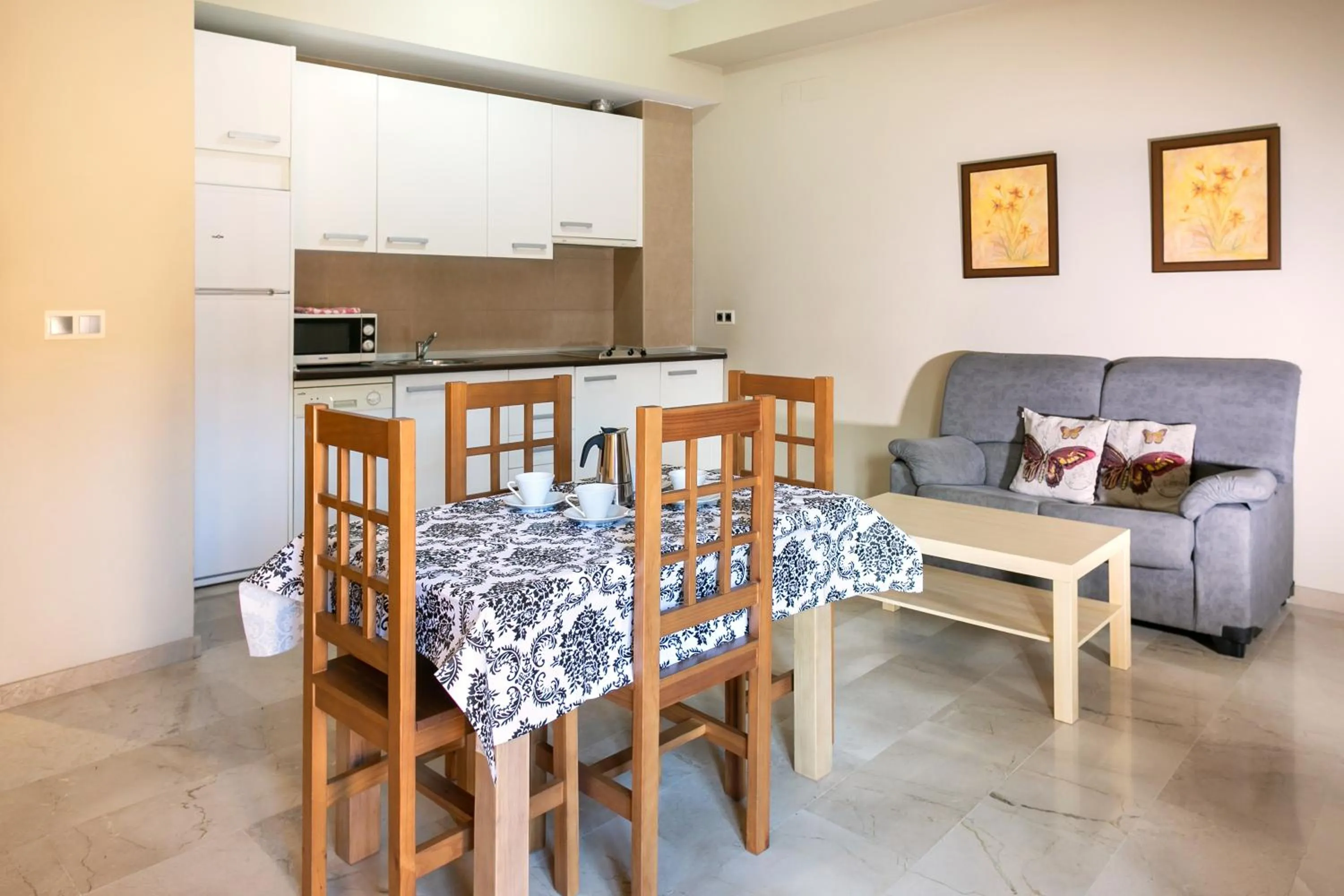 Seating area in Apartamentos Turísticos La Castilleja