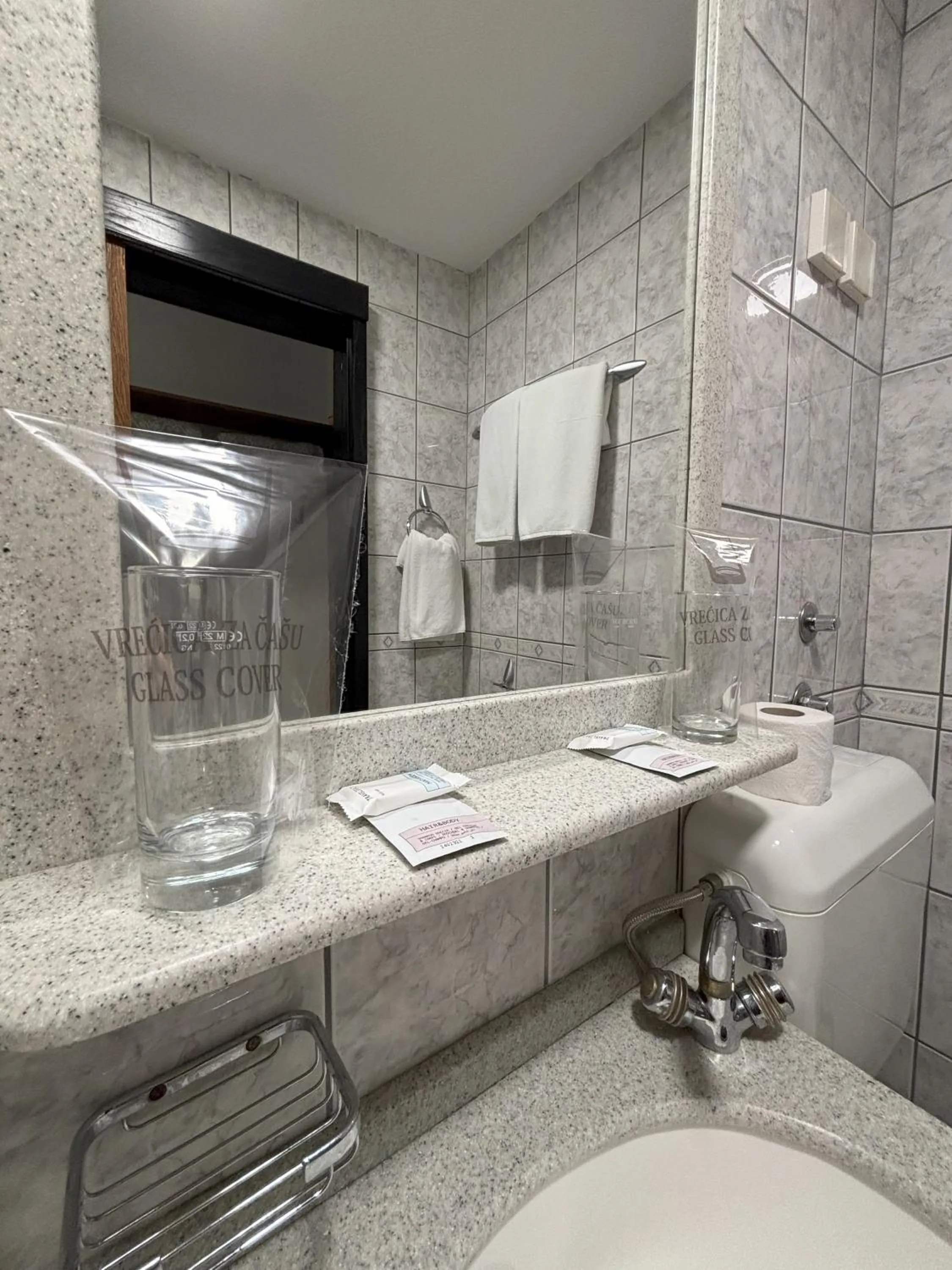 Bathroom in Hotel Park