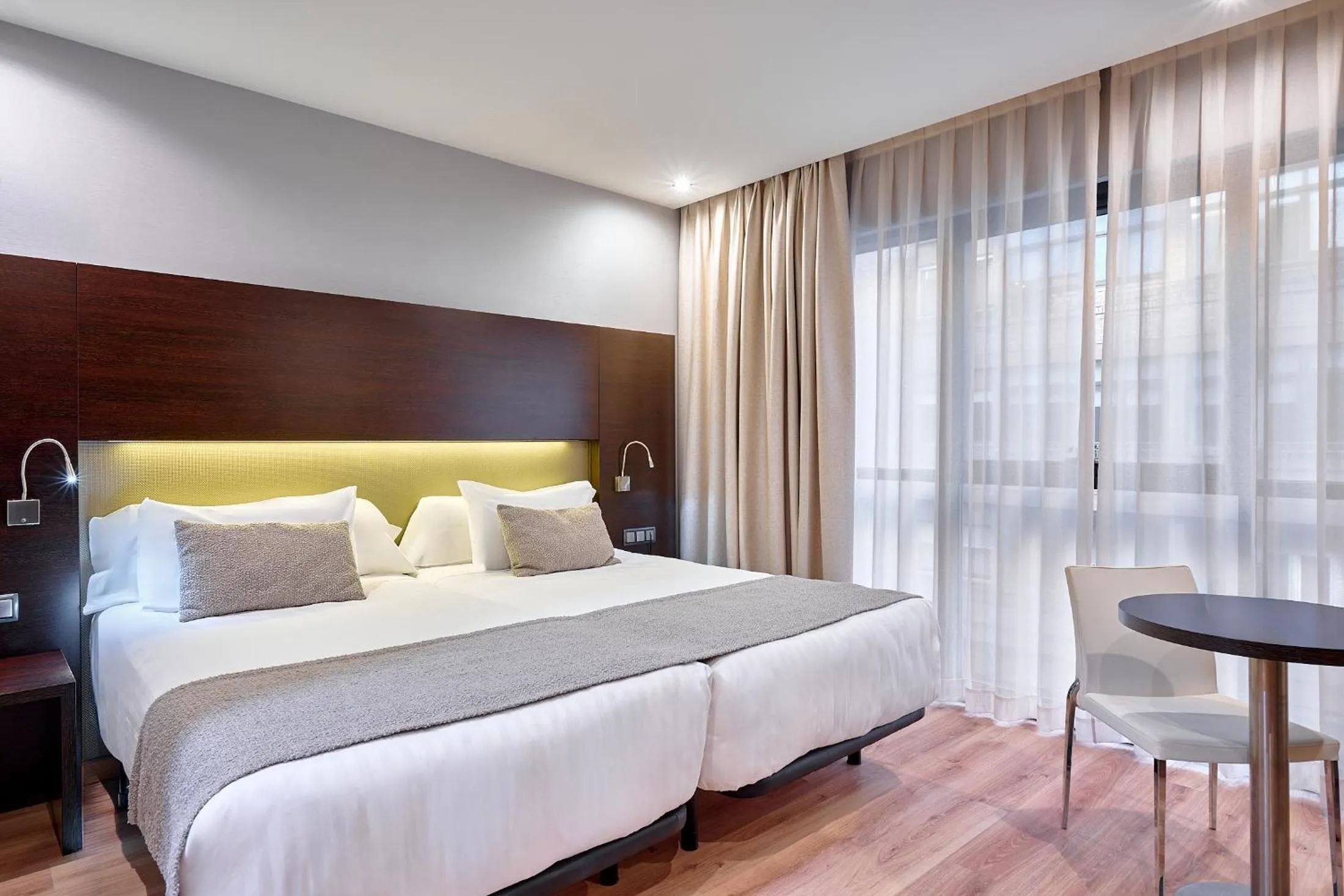 Bed in Turia Granada