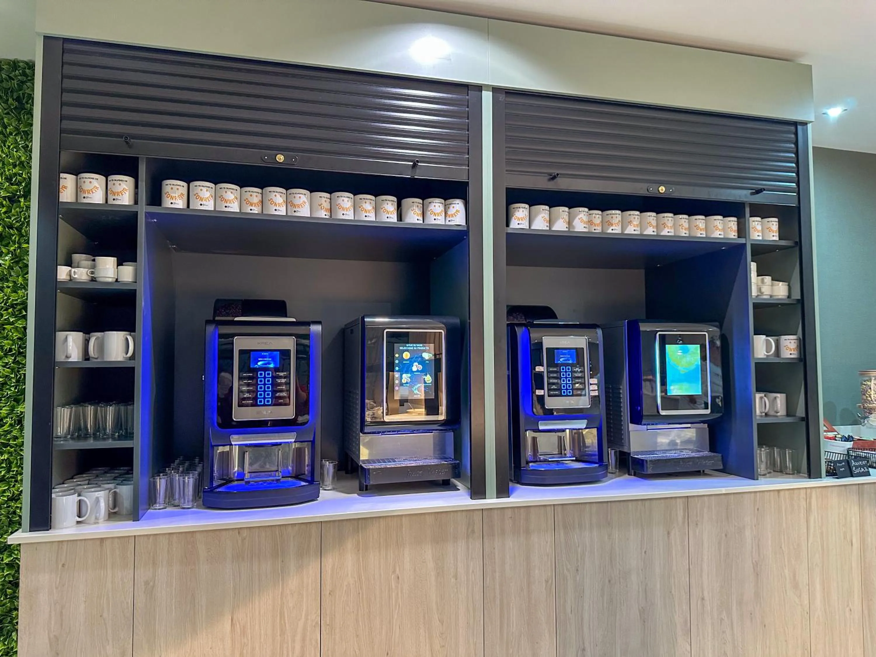 Breakfast in Hotel Tent Granada