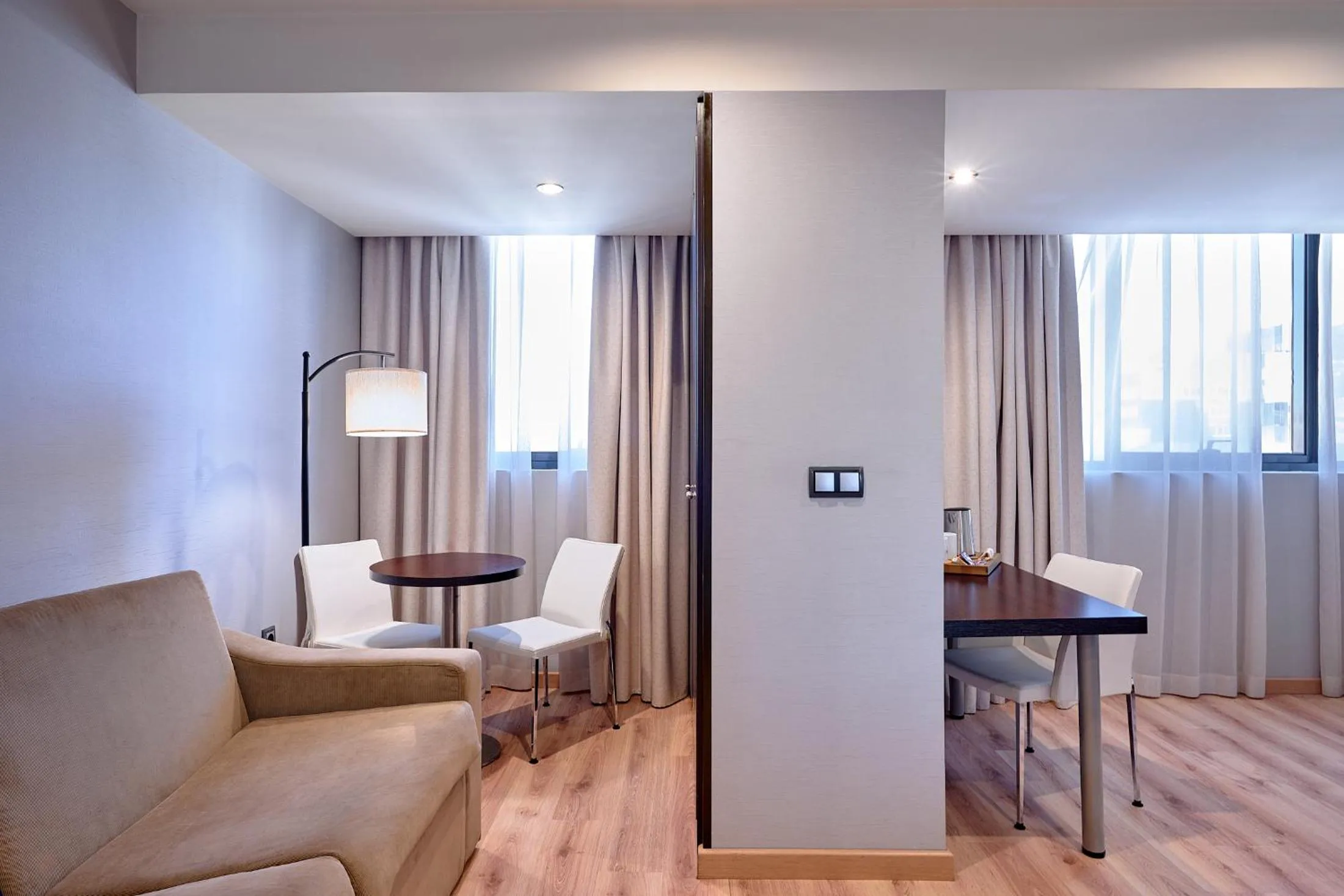 Seating area in Turia Granada