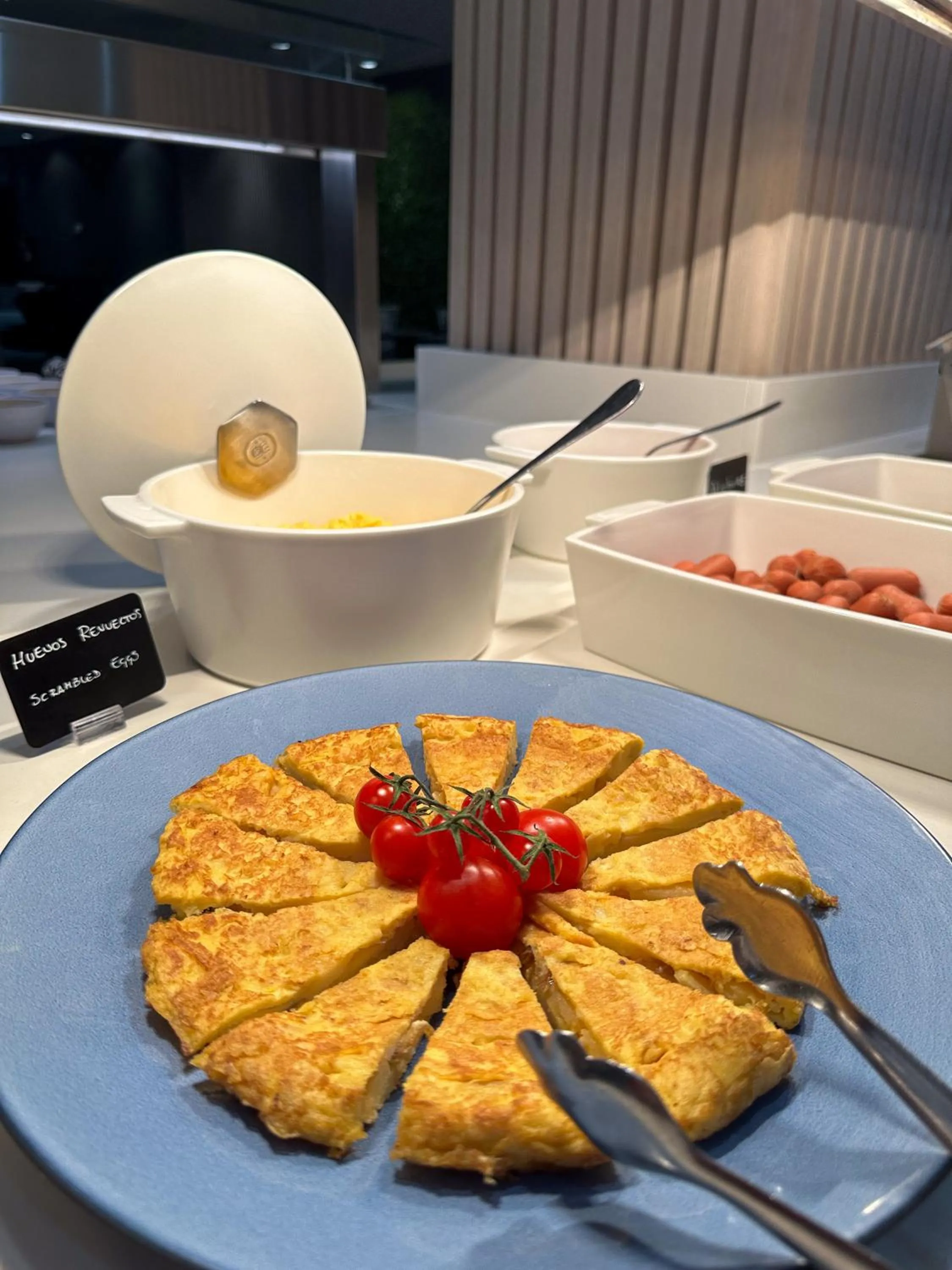 Breakfast in Hotel Tent Granada