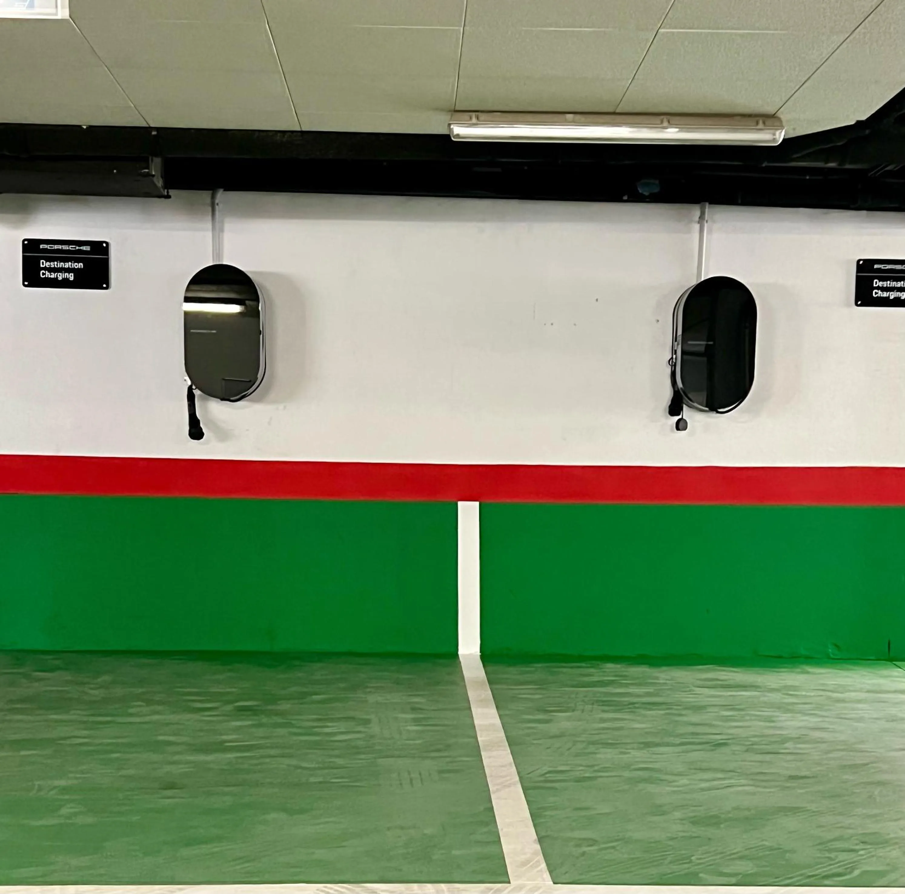 Parking in Hotel Tent Granada