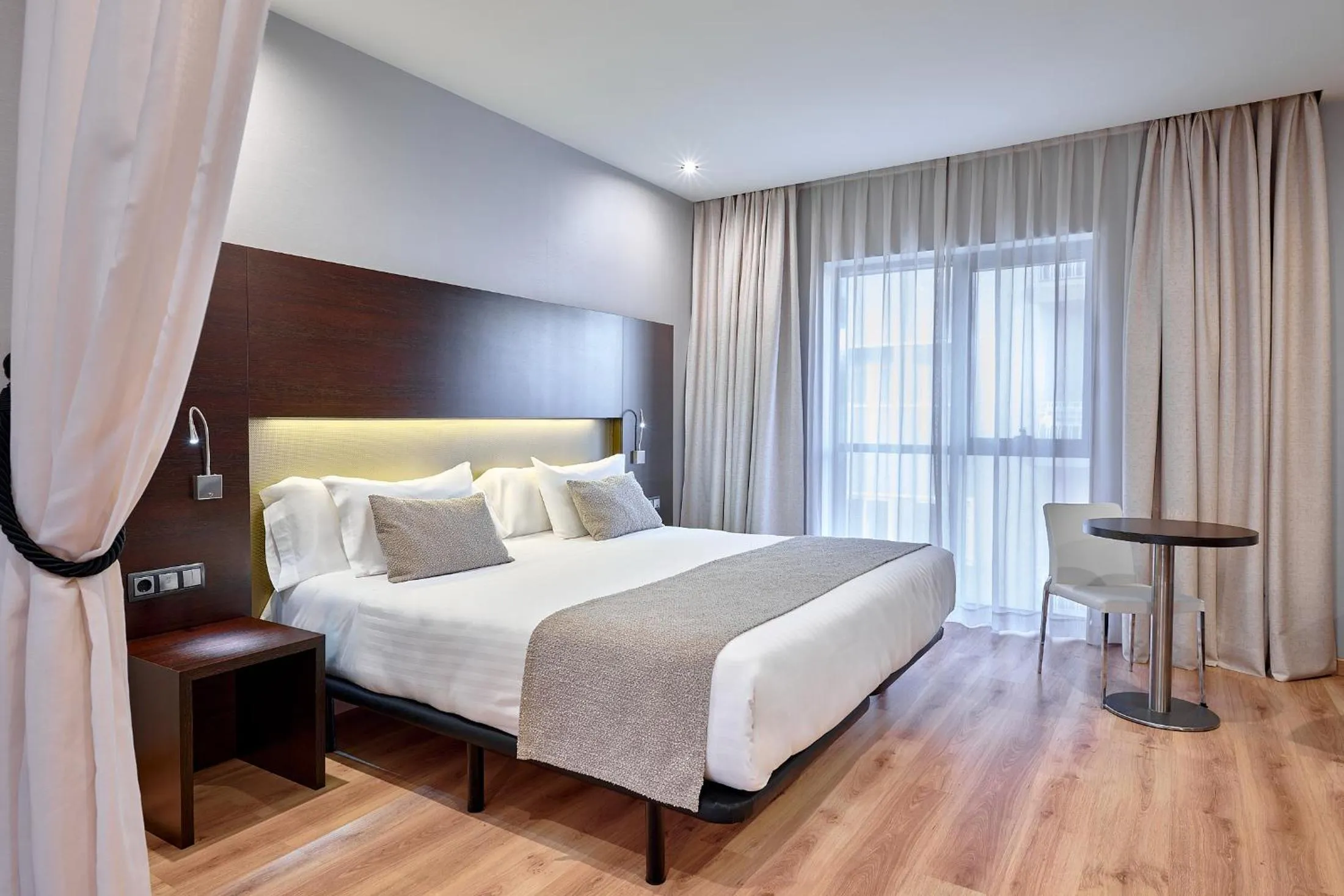 Bed in Turia Granada