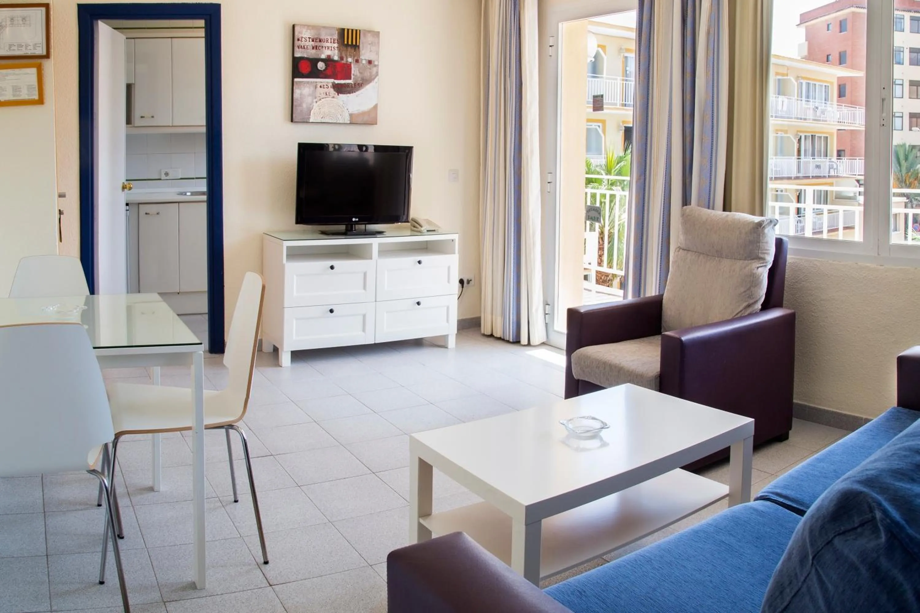 Living room in Apartamentos Ecuador Park