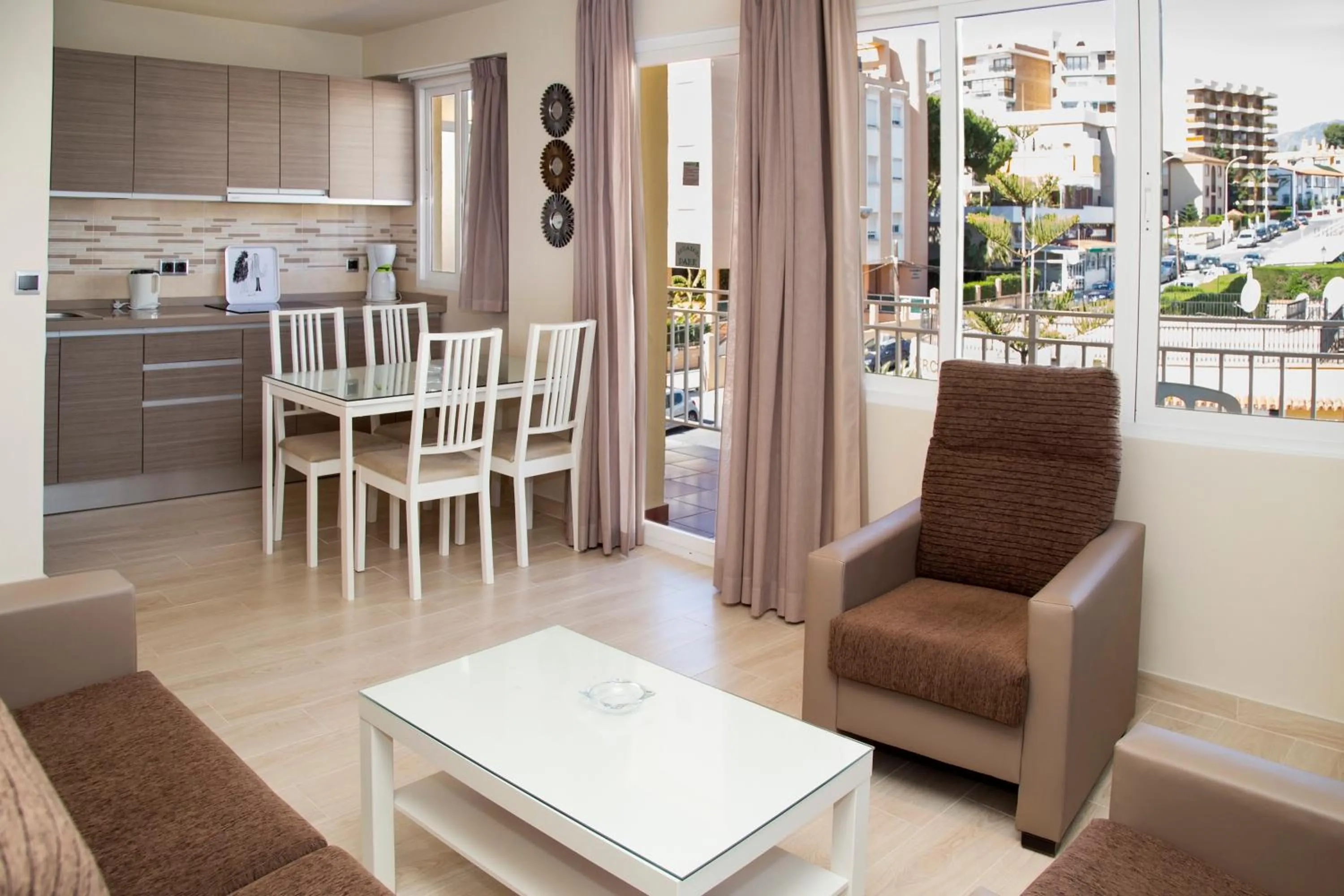 Living room in Apartamentos Ecuador Park