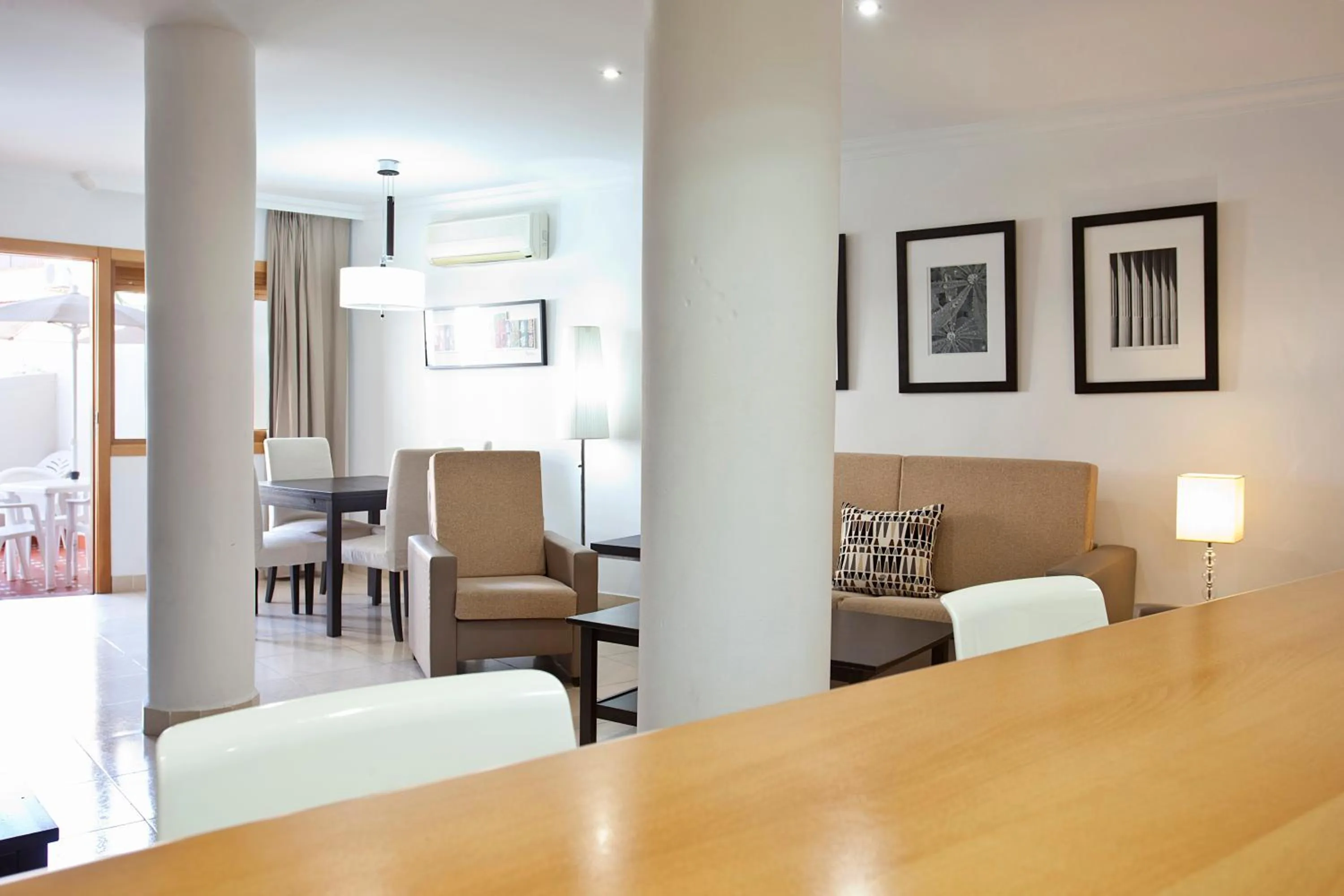 Dining area in Apartamentos Ecuador Park