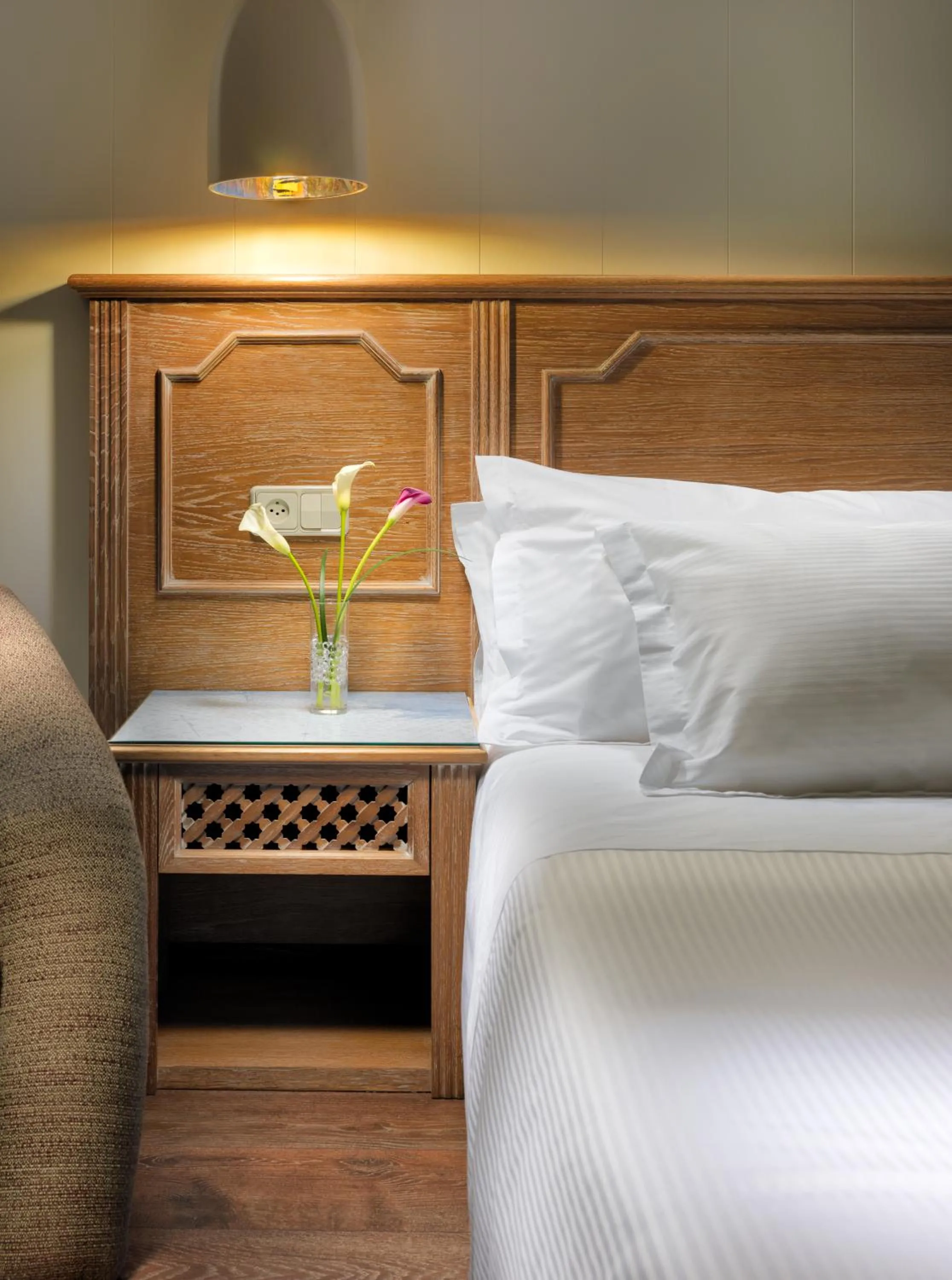 Decorative detail, Bed in H10 Mediterranean Village