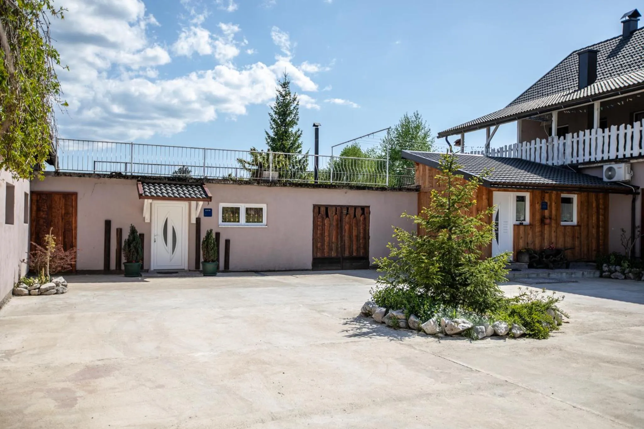 One-Bedroom Apartment in Šumski Dvori Apartment