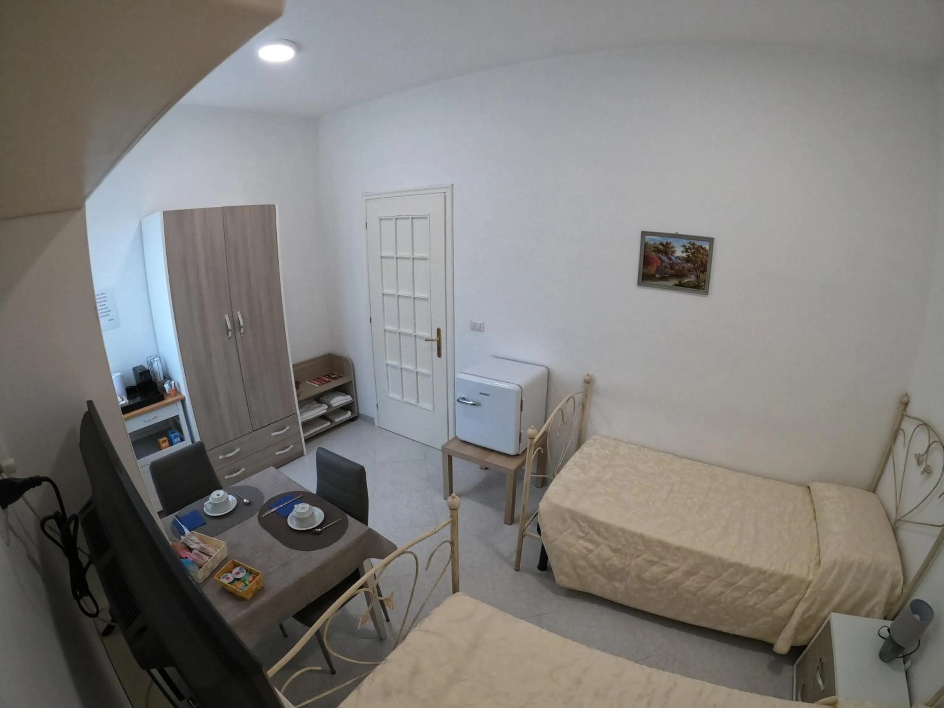 Photo of the whole room, Bed in Ostello Villafranca