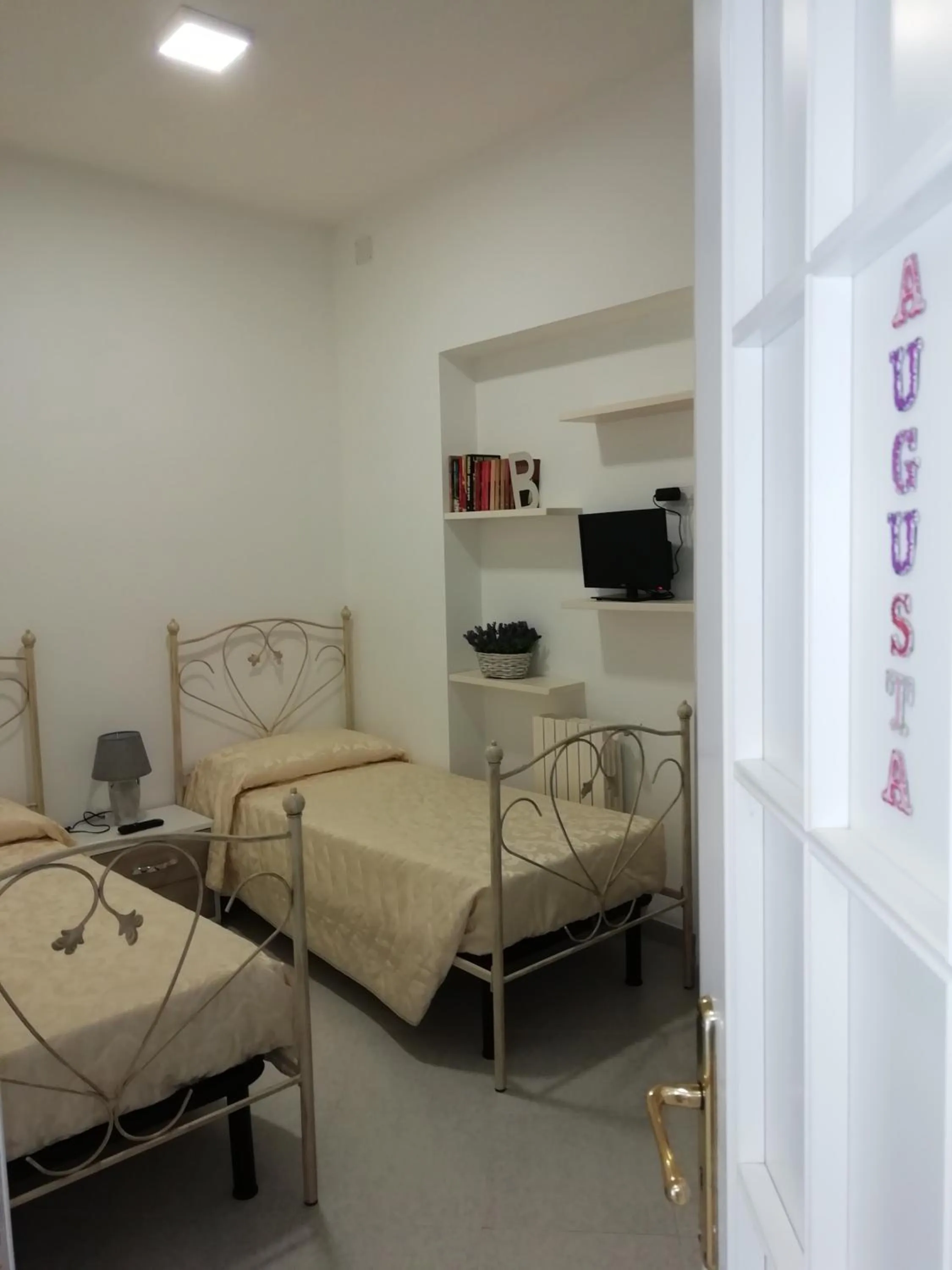 Bed in Ostello Villafranca