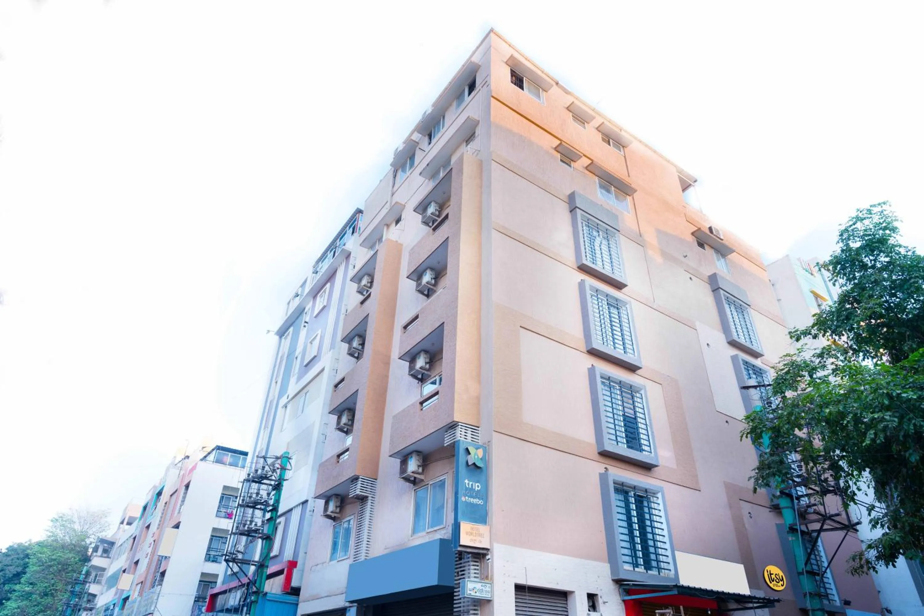 Facade/entrance in Itsy Hotels Worldtree ITPL